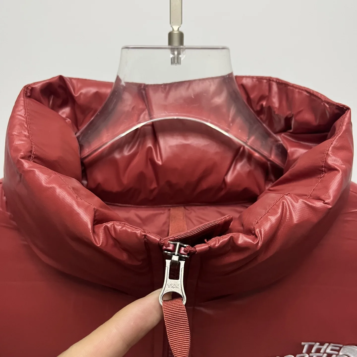 Nuptse Cropped Down-Filled Puffer Jacket D31020249 — view 7