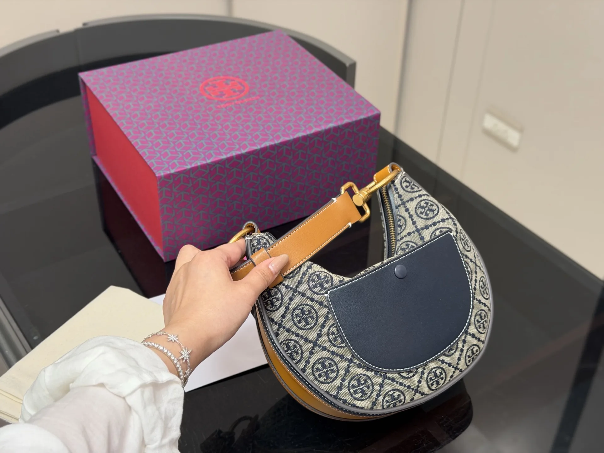 Monogram Canvas Crescent Shoulder Bag D32018034 — view 7