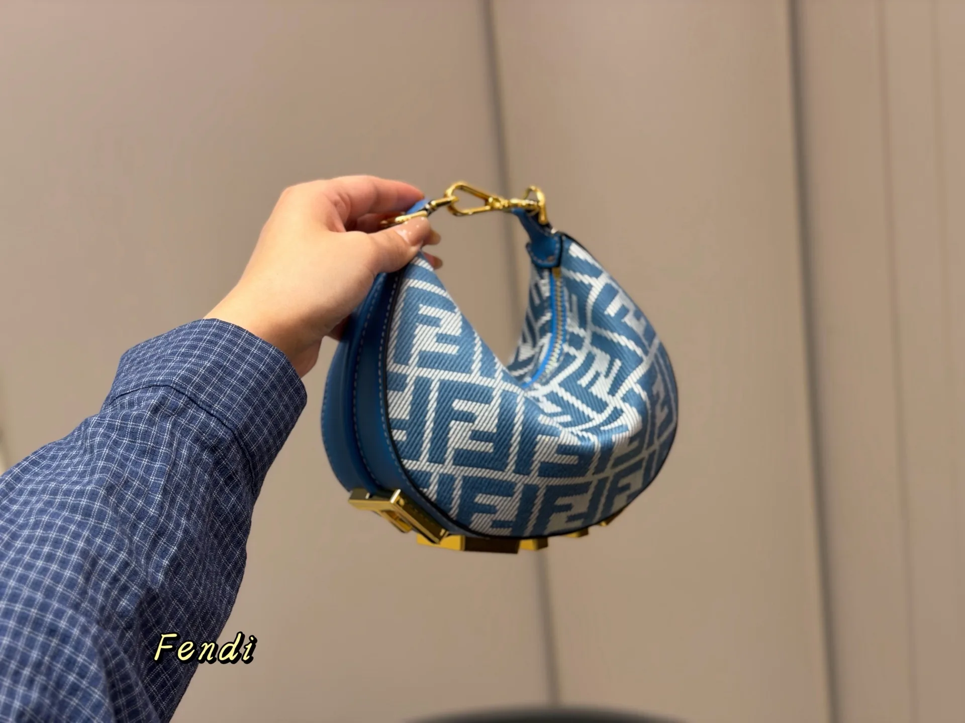 Fendi Monogram Croissant Shoulder Bag D32018098 — view 9