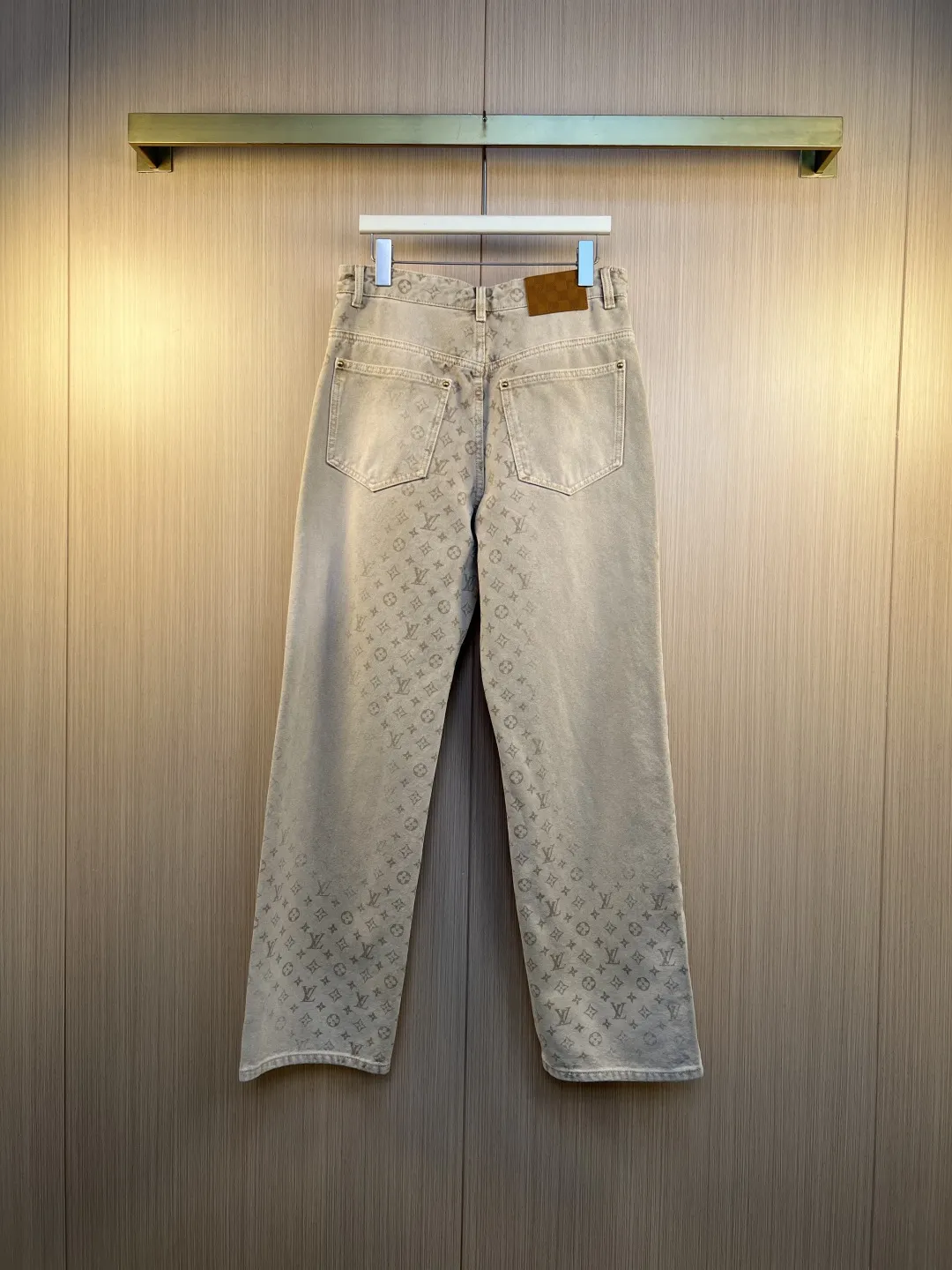 Monogram Gradient Straight-Leg Jeans D32520536 — view 5