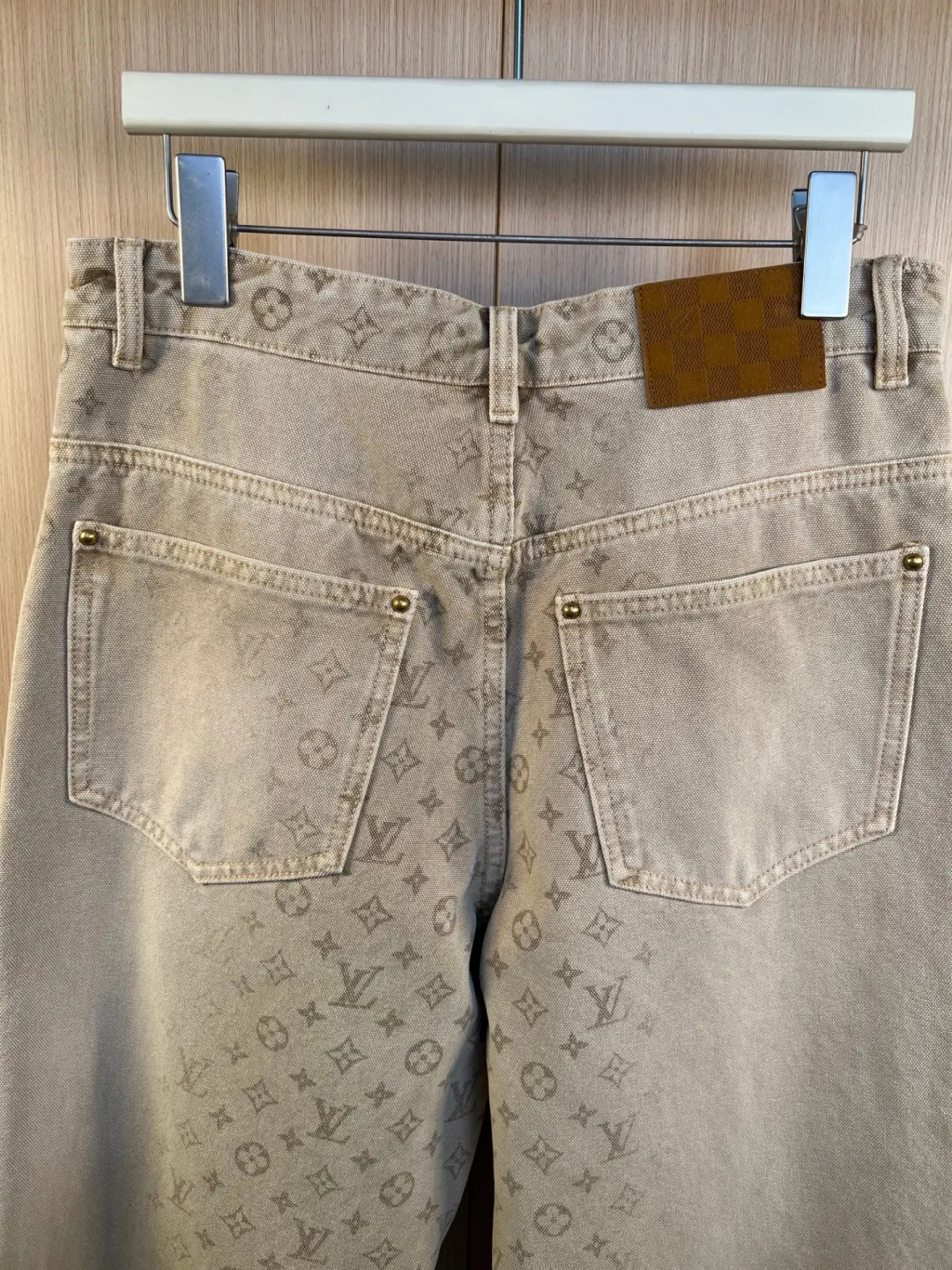 Monogram Gradient Straight-Leg Jeans D32520536 — view 6