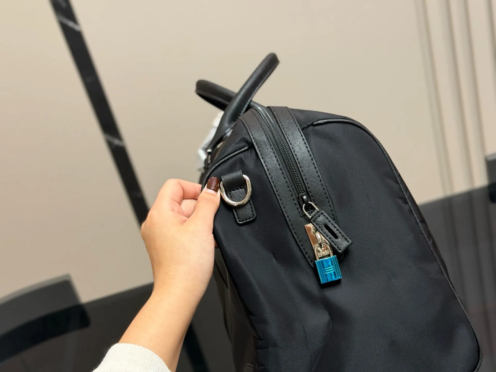 Prada Keepall Travel Bag D33018418 — view 7