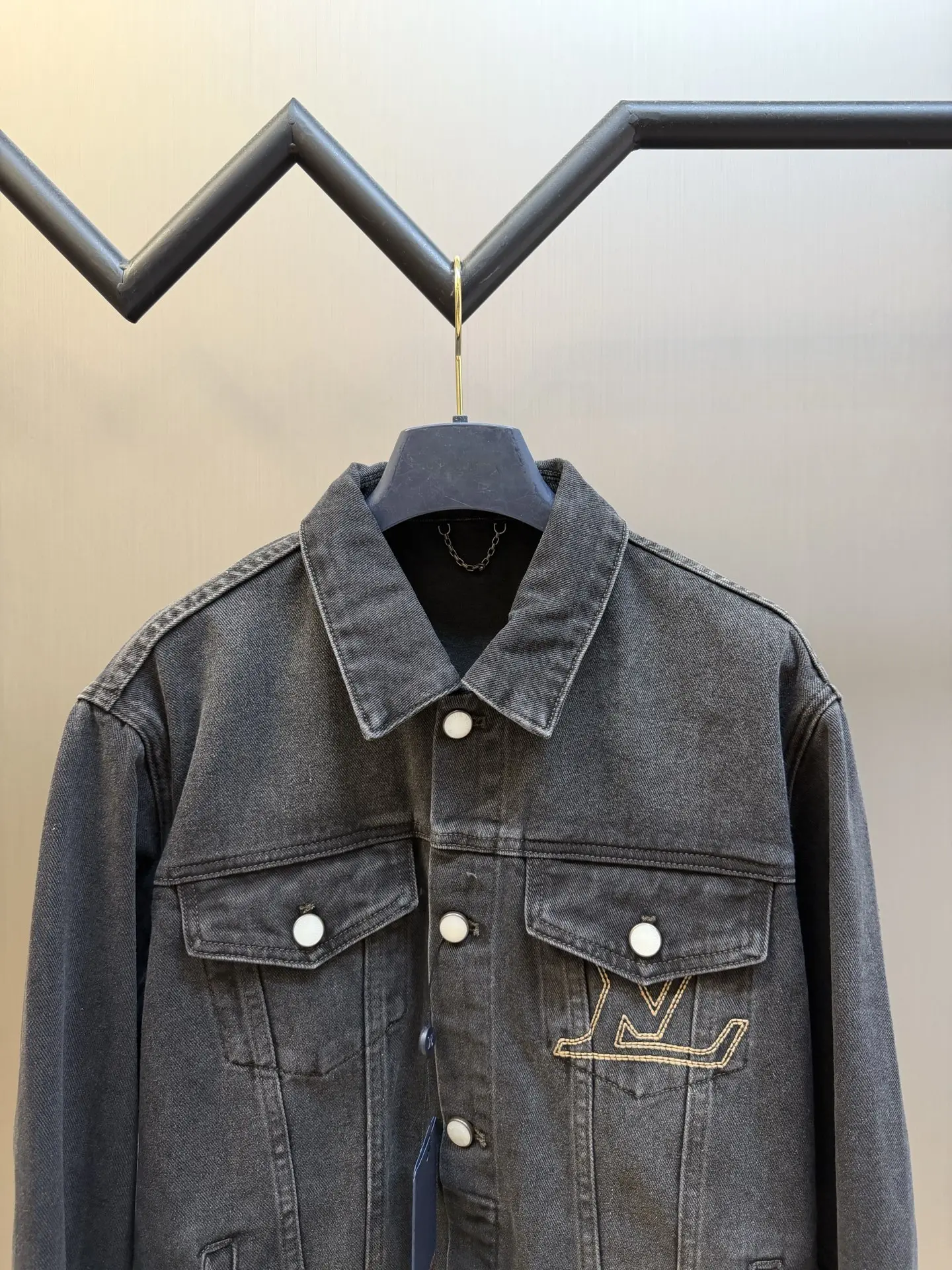 Embroidered Denim Trucker Jacket D33520470 — view 2