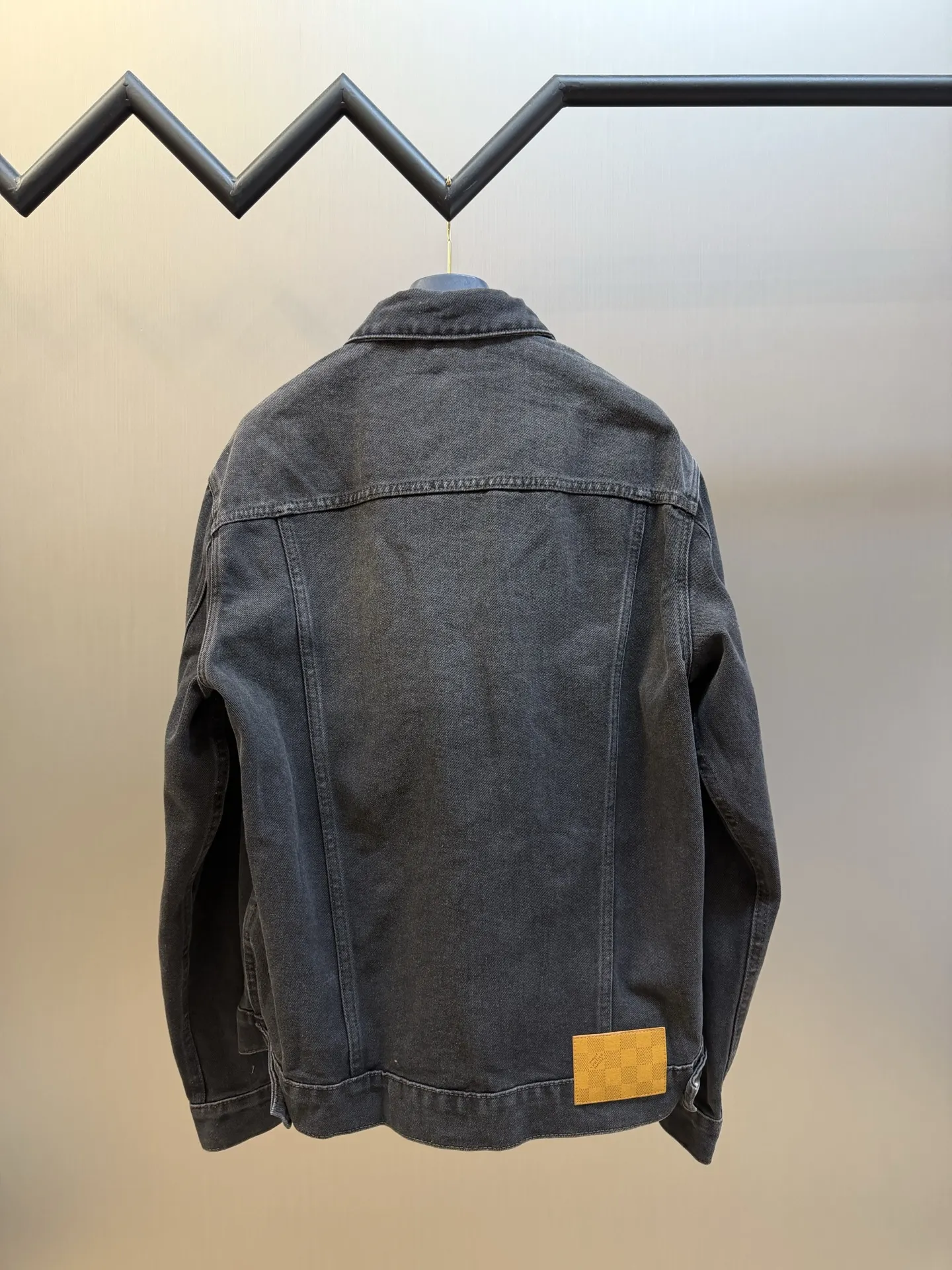 Embroidered Denim Trucker Jacket D33520470 — view 4
