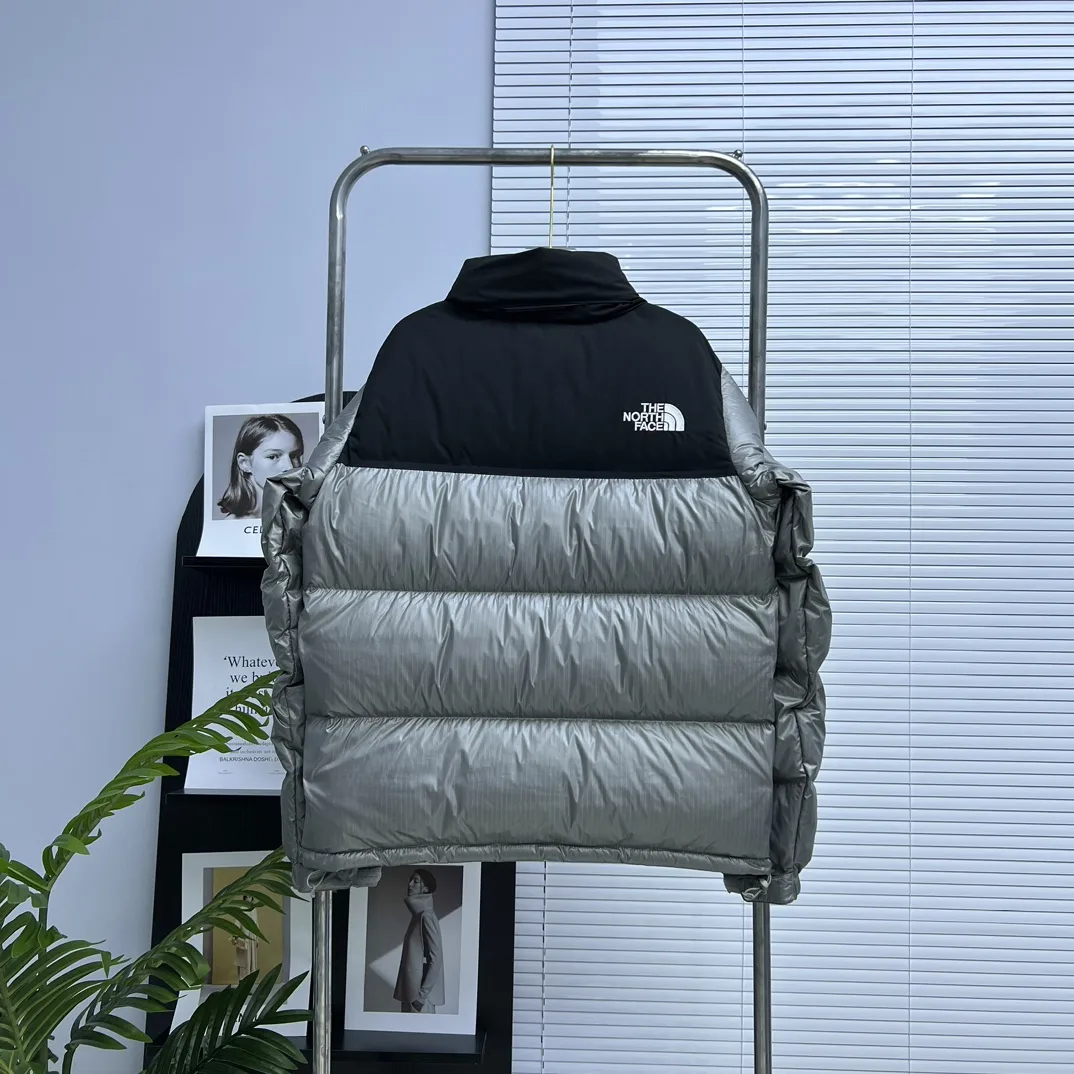 1996 Retro Nuptse Down-Filled Puffer Jacket D35020334 — view 3