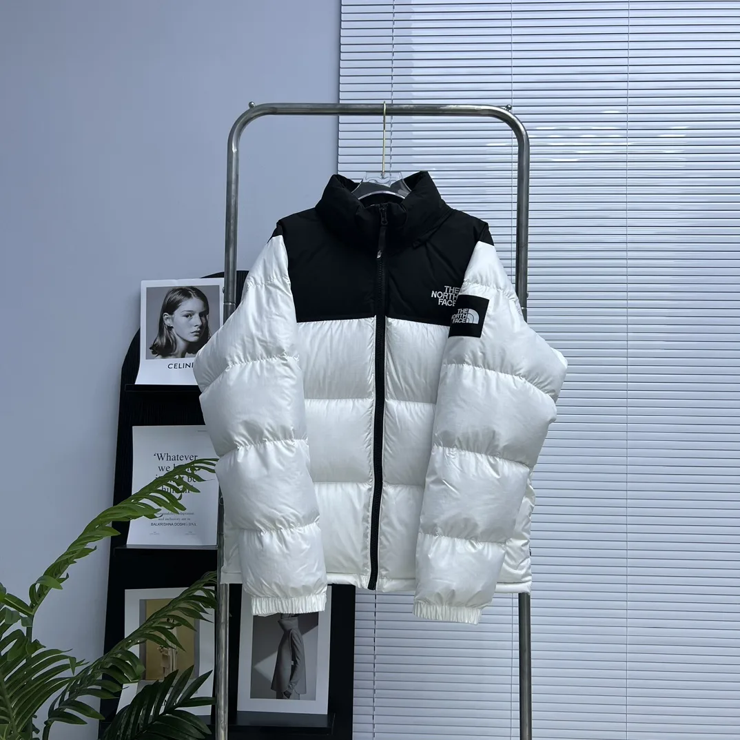 1996 Retro Nuptse Down-Filled Puffer Jacket D35020336
