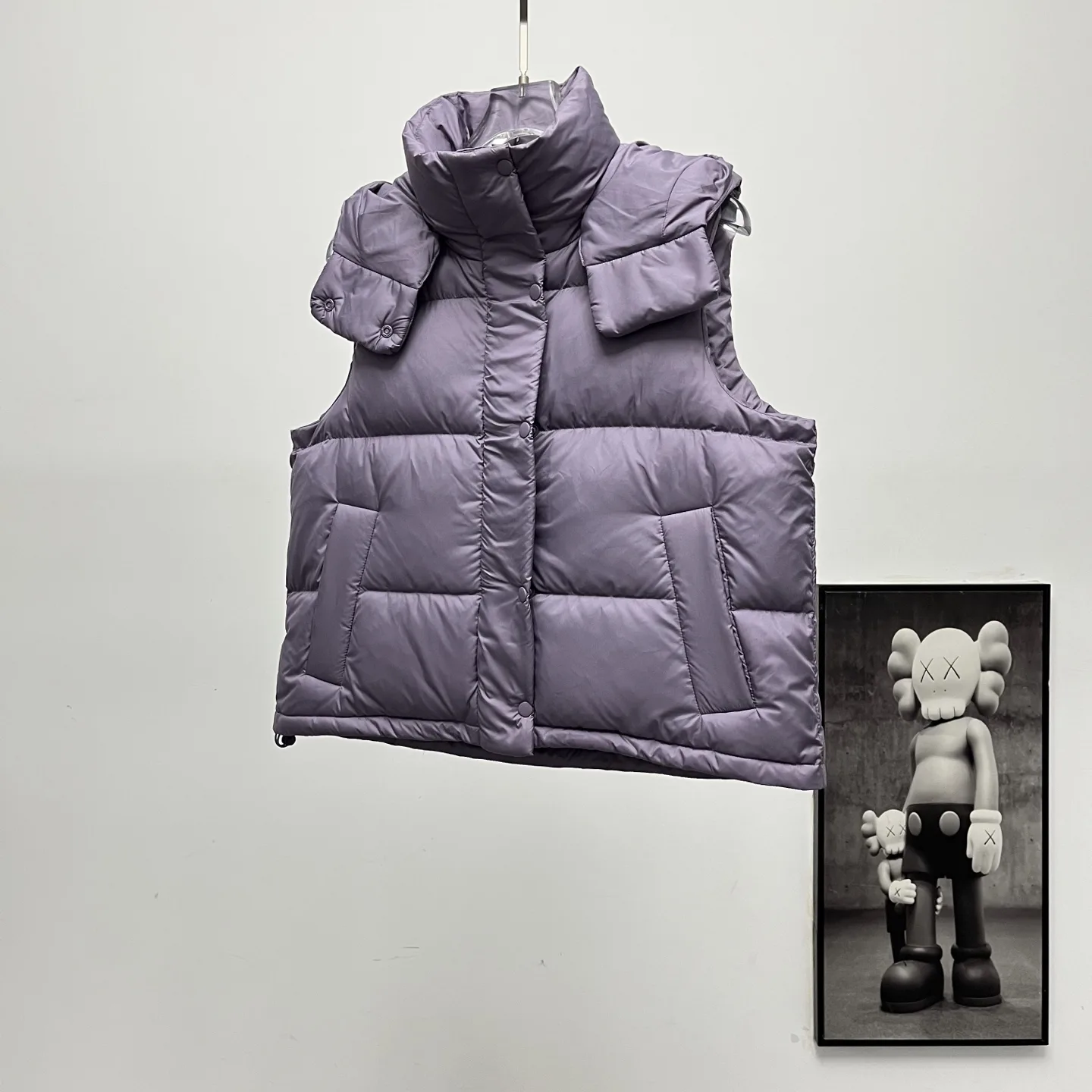 Wunder Puff Hooded Down Vest D36020322 — view 2