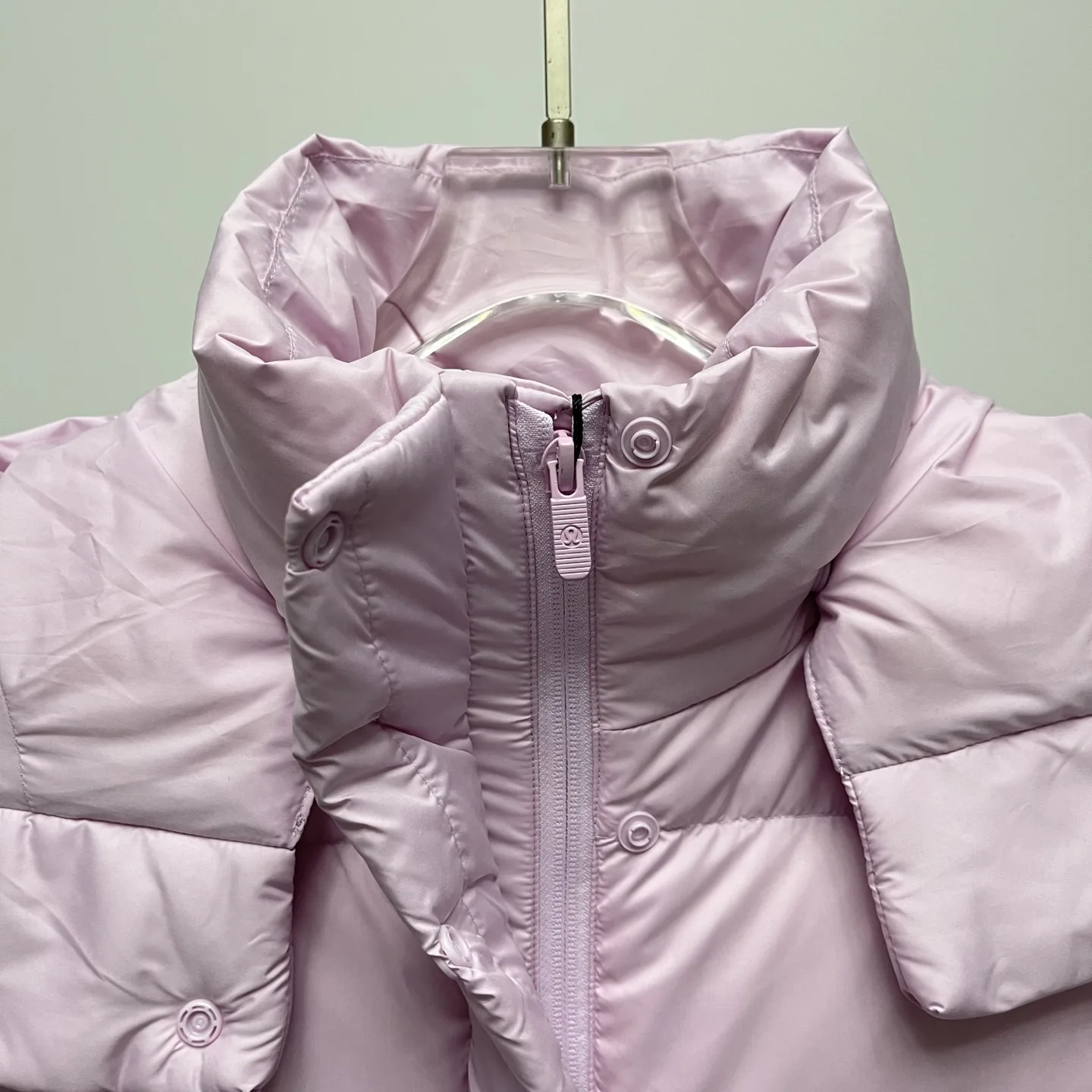 Wunder Puff Hooded Down Vest D36020321 — view 6
