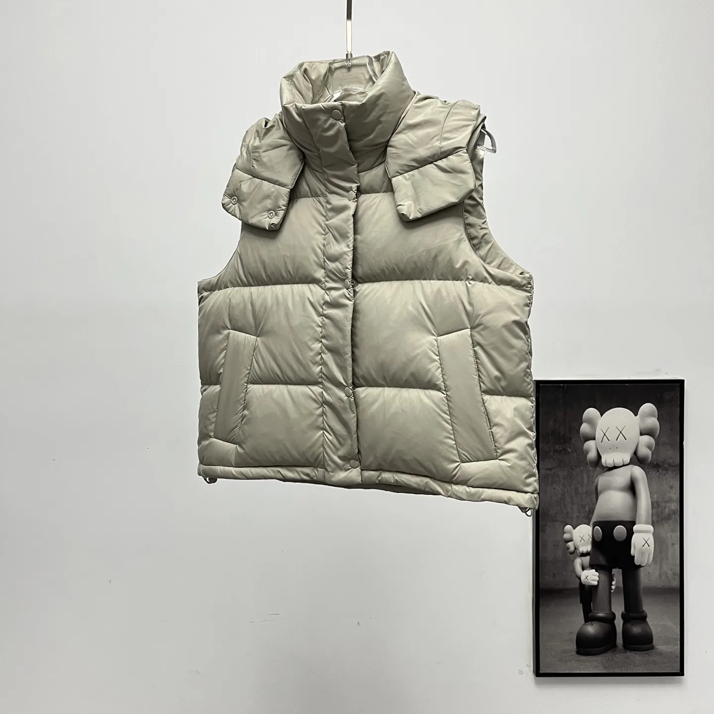 Wunder Puff Hooded Down Gilet D36020320 — view 2