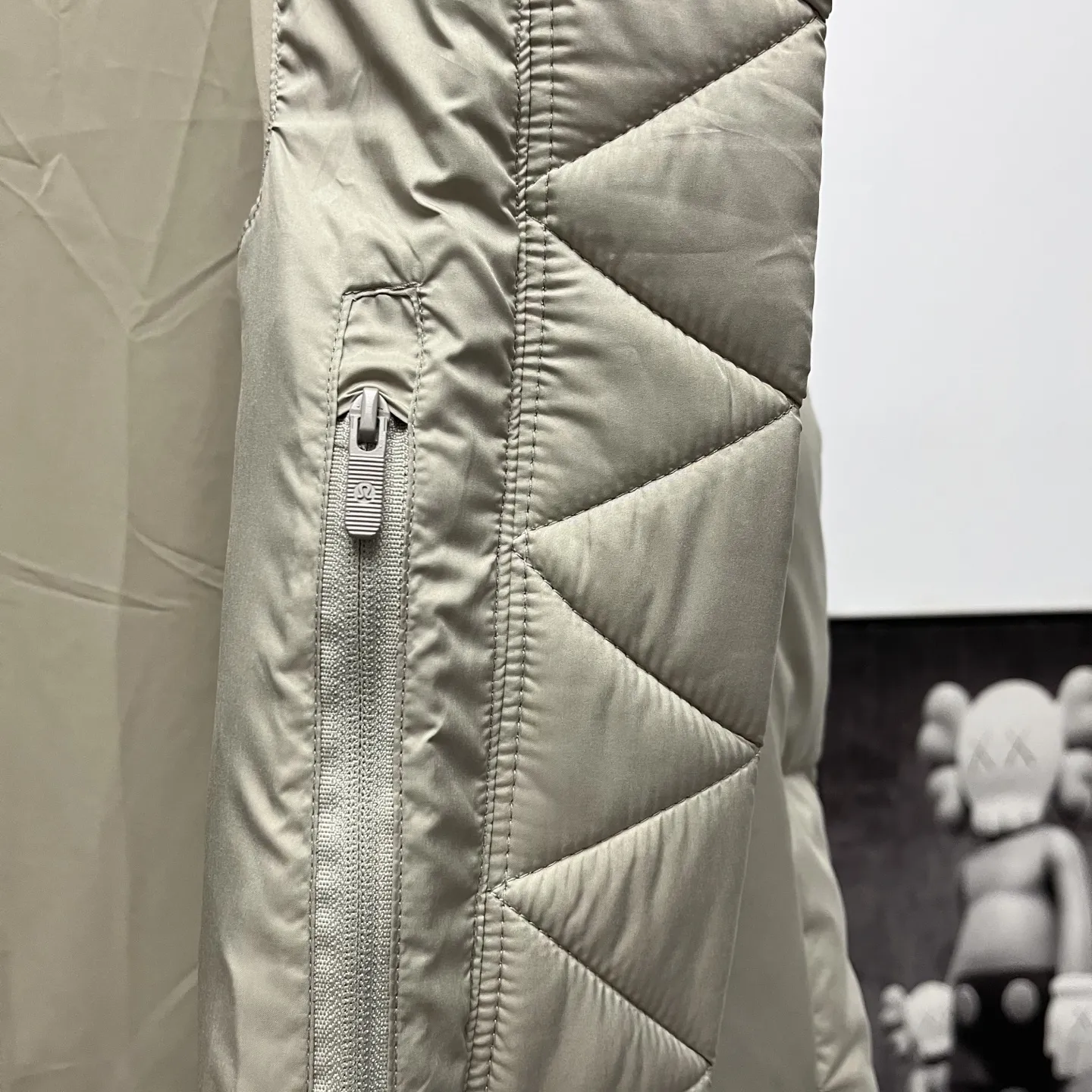 Wunder Puff Hooded Down Gilet D36020320 — view 7