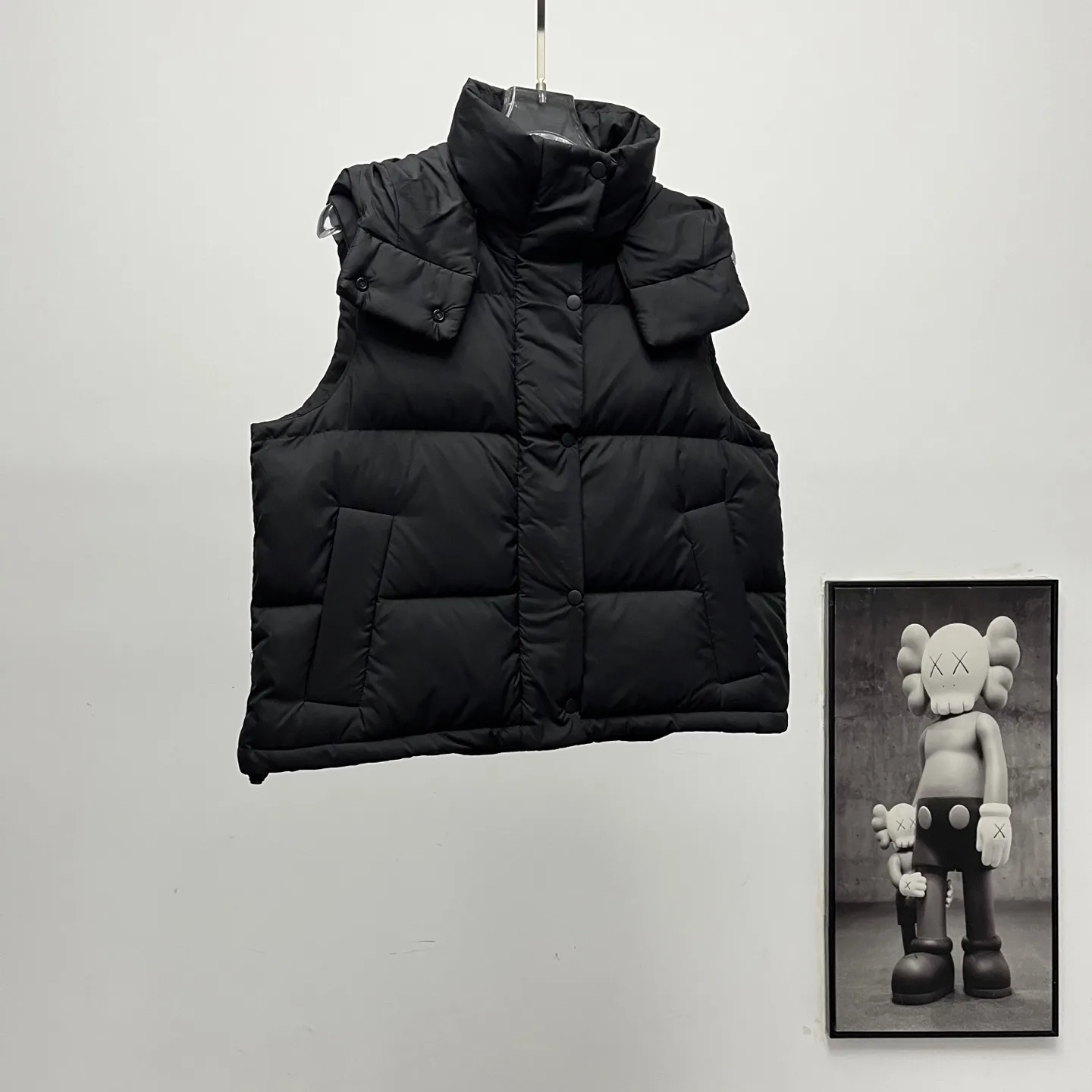 Wunder Puff Hooded Down Vest D36020318 — view 4