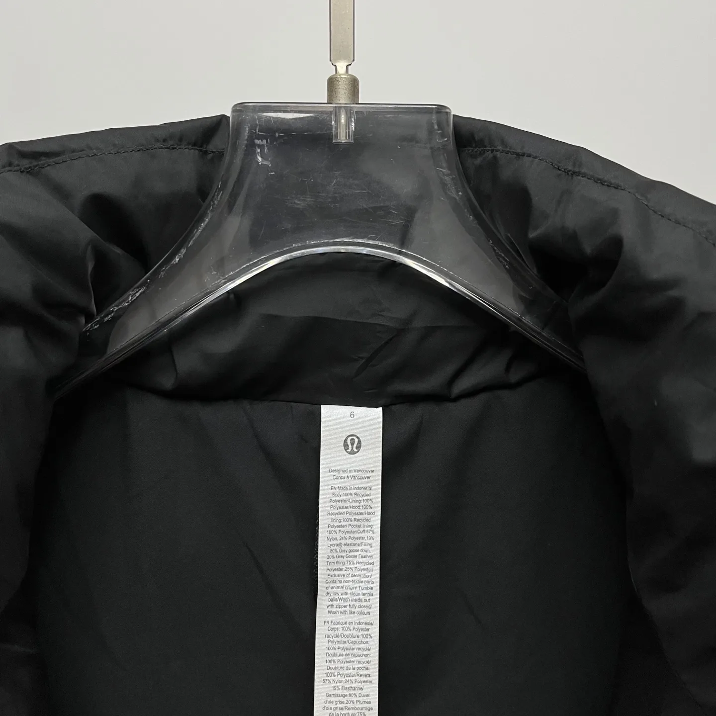 Wunder Puff Hooded Down Vest D36020318 — view 8