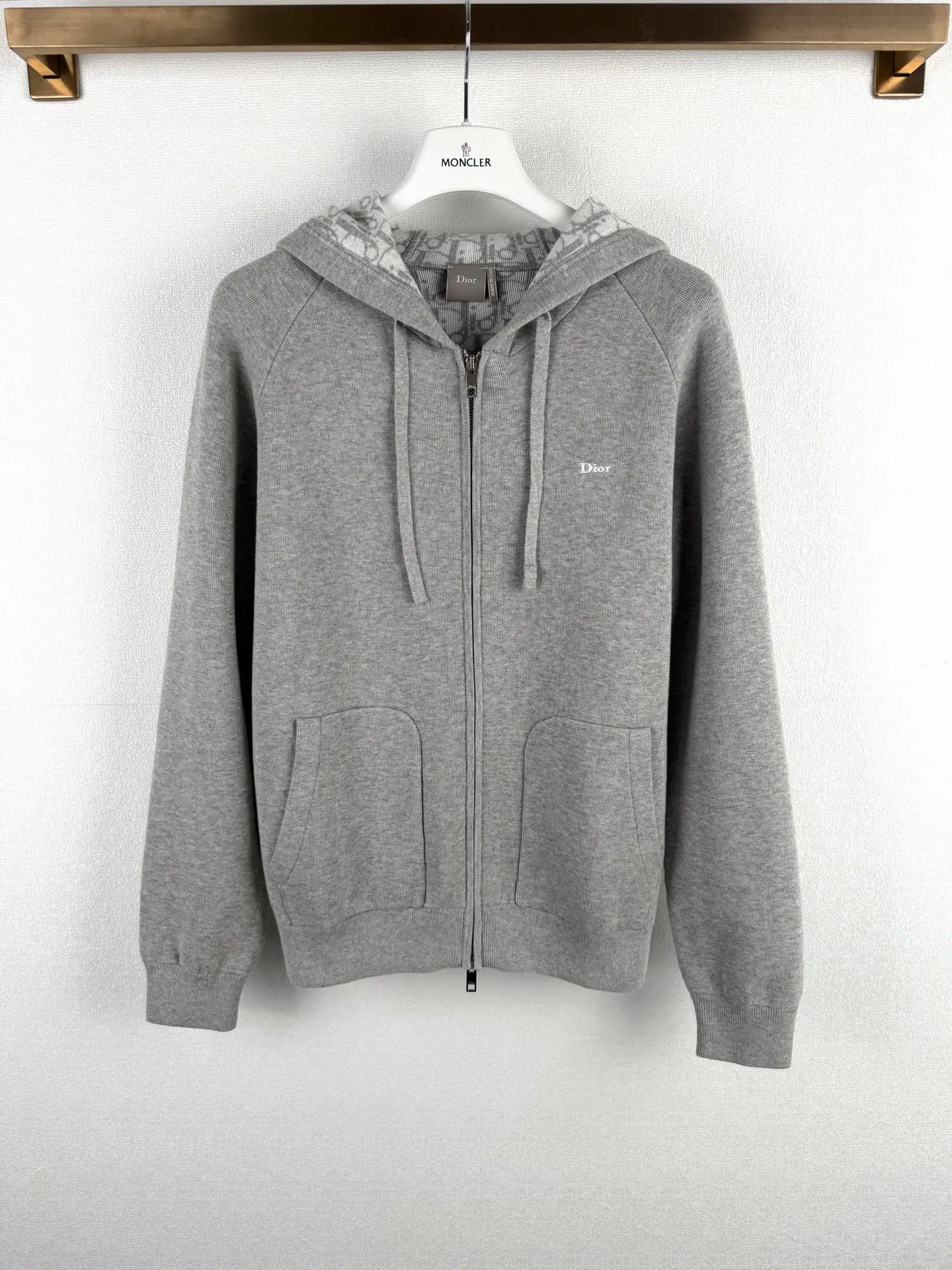 Oblique Jacquard Hooded Knit Cardigan D36524930