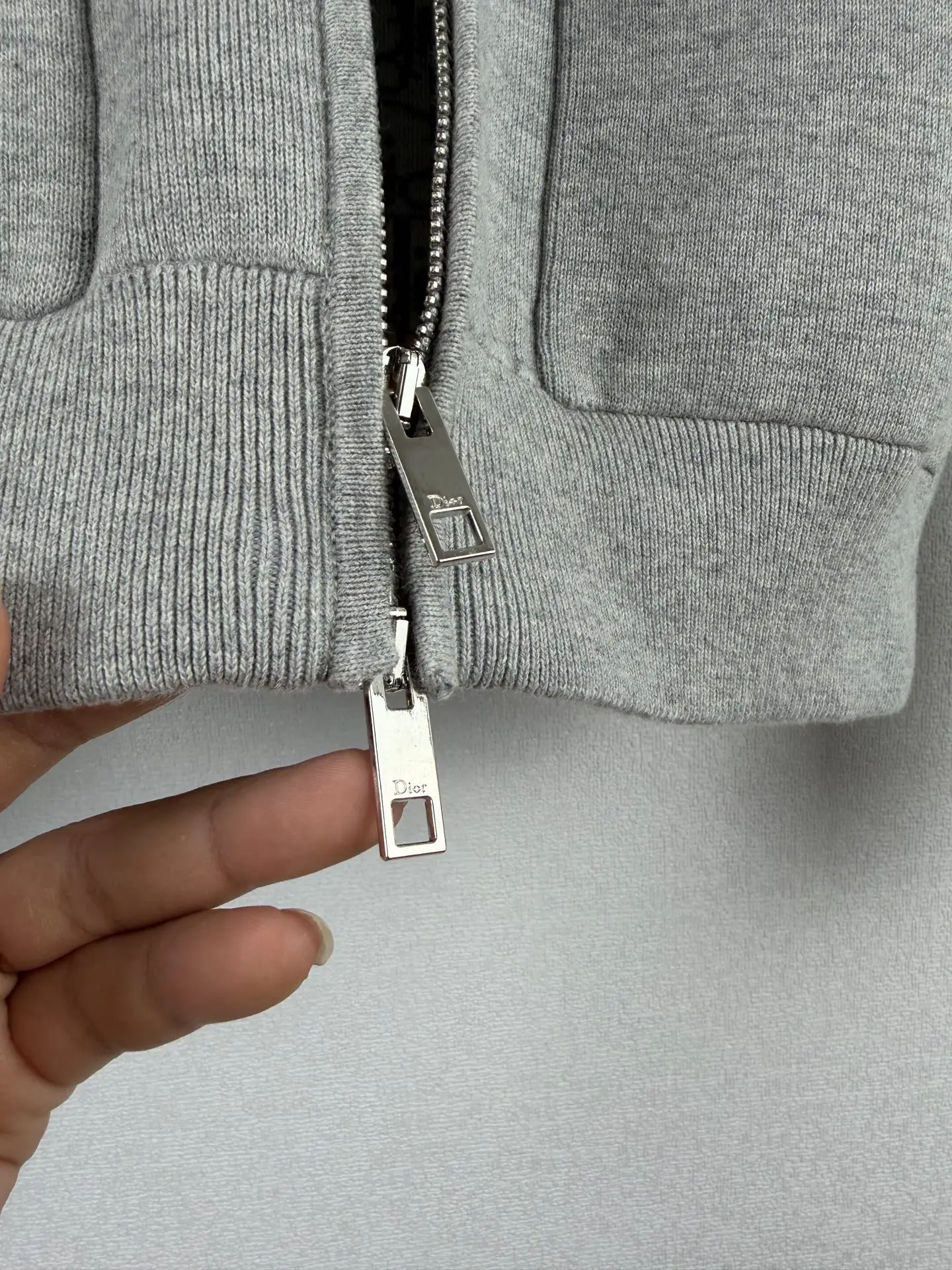 Oblique Jacquard Hooded Knit Cardigan D36524930 — view 7