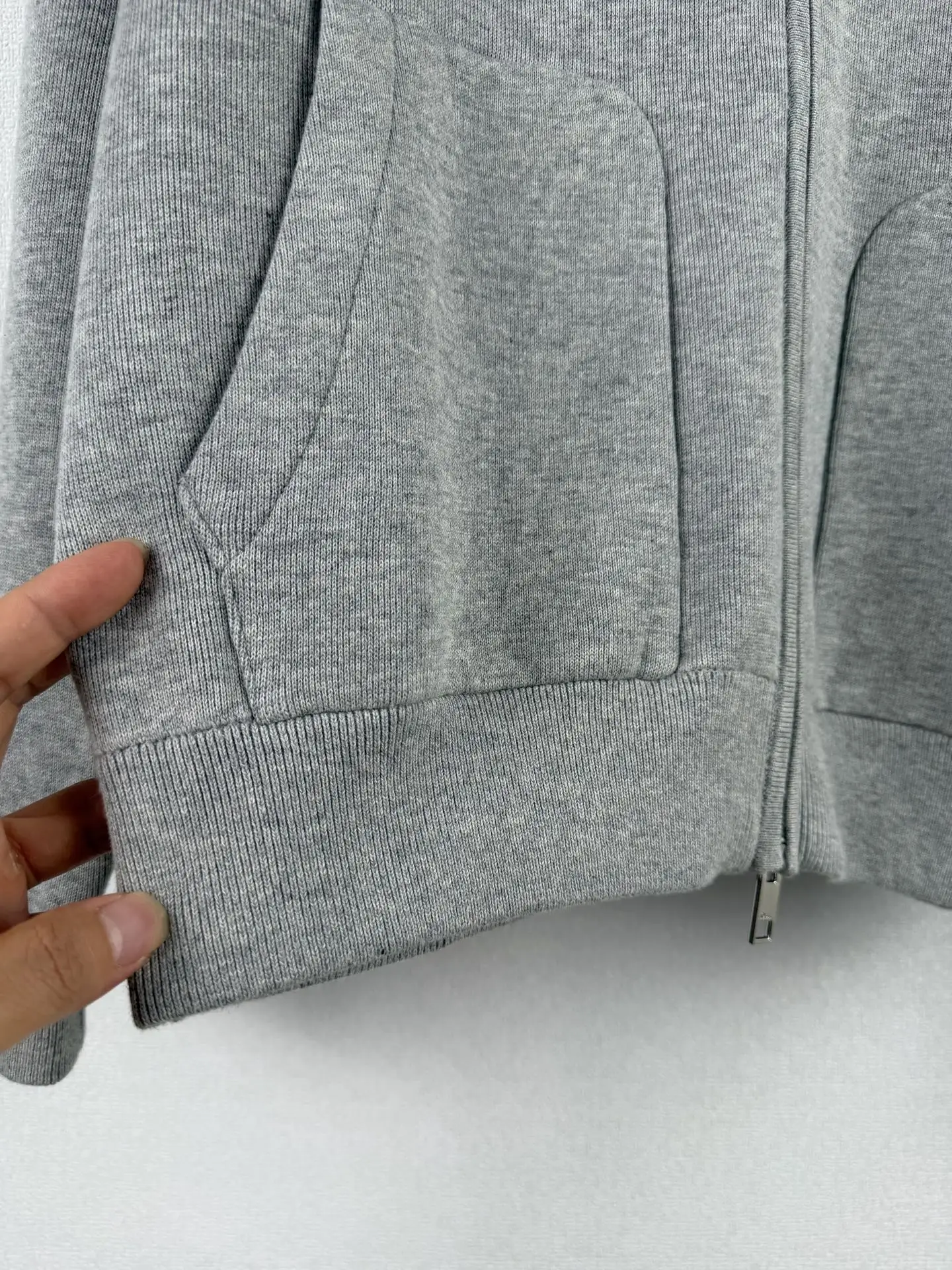 Oblique Jacquard Hooded Knit Cardigan D36524930 — view 11