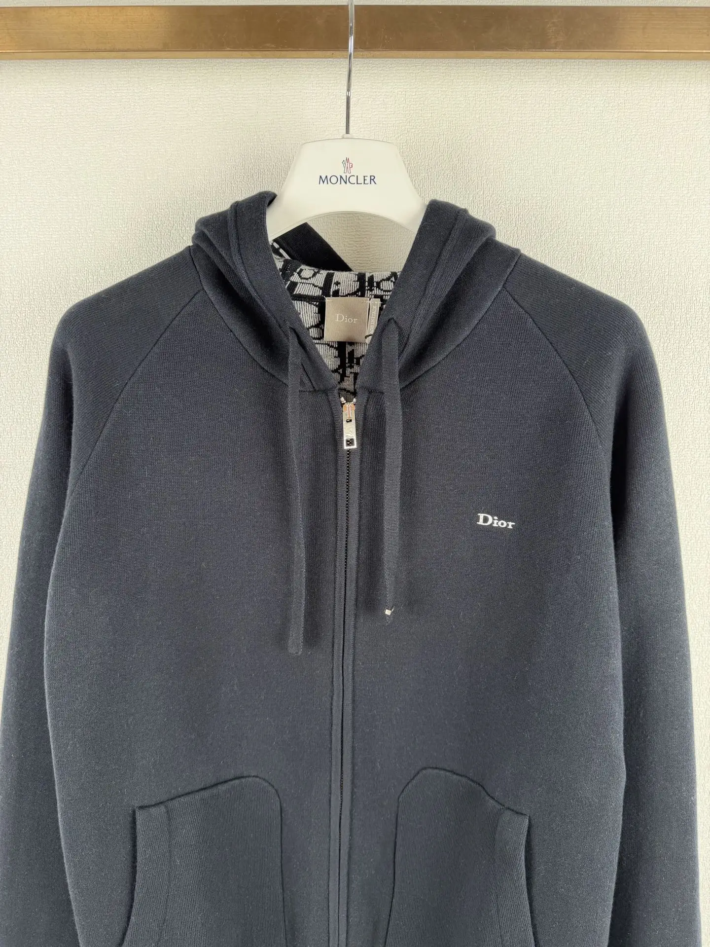 Oblique Jacquard Hooded Knit Cardigan D36524929 — view 2