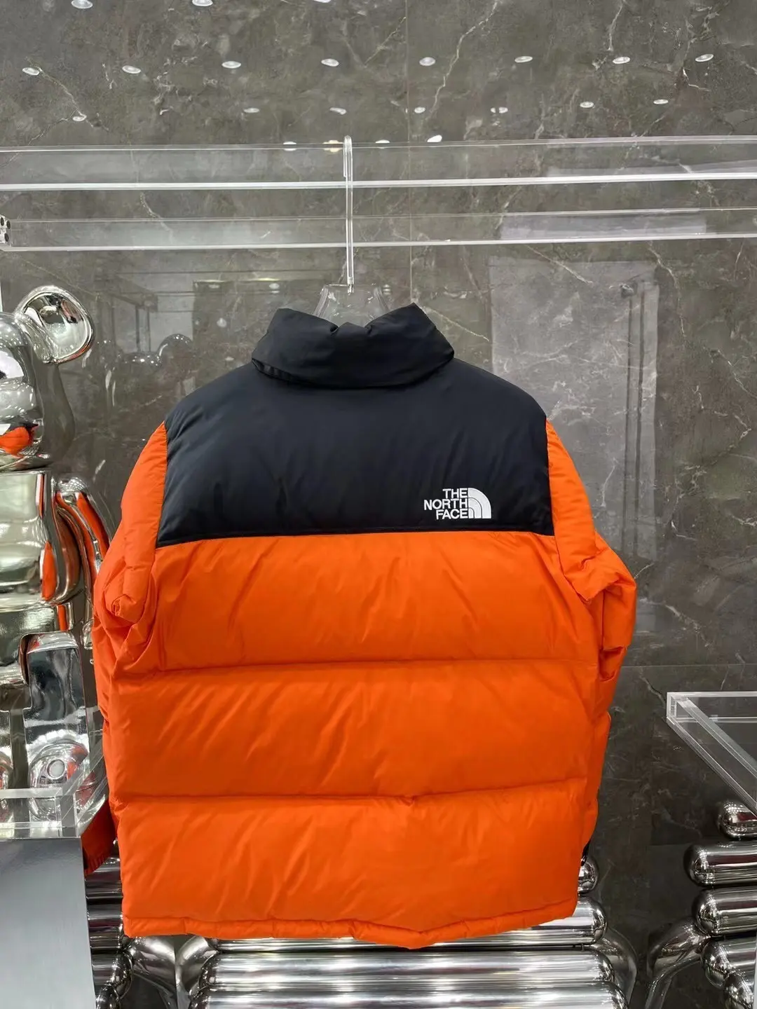 1996 Retro Nuptse Down-Filled Puffer Jacket D37022057 — view 8