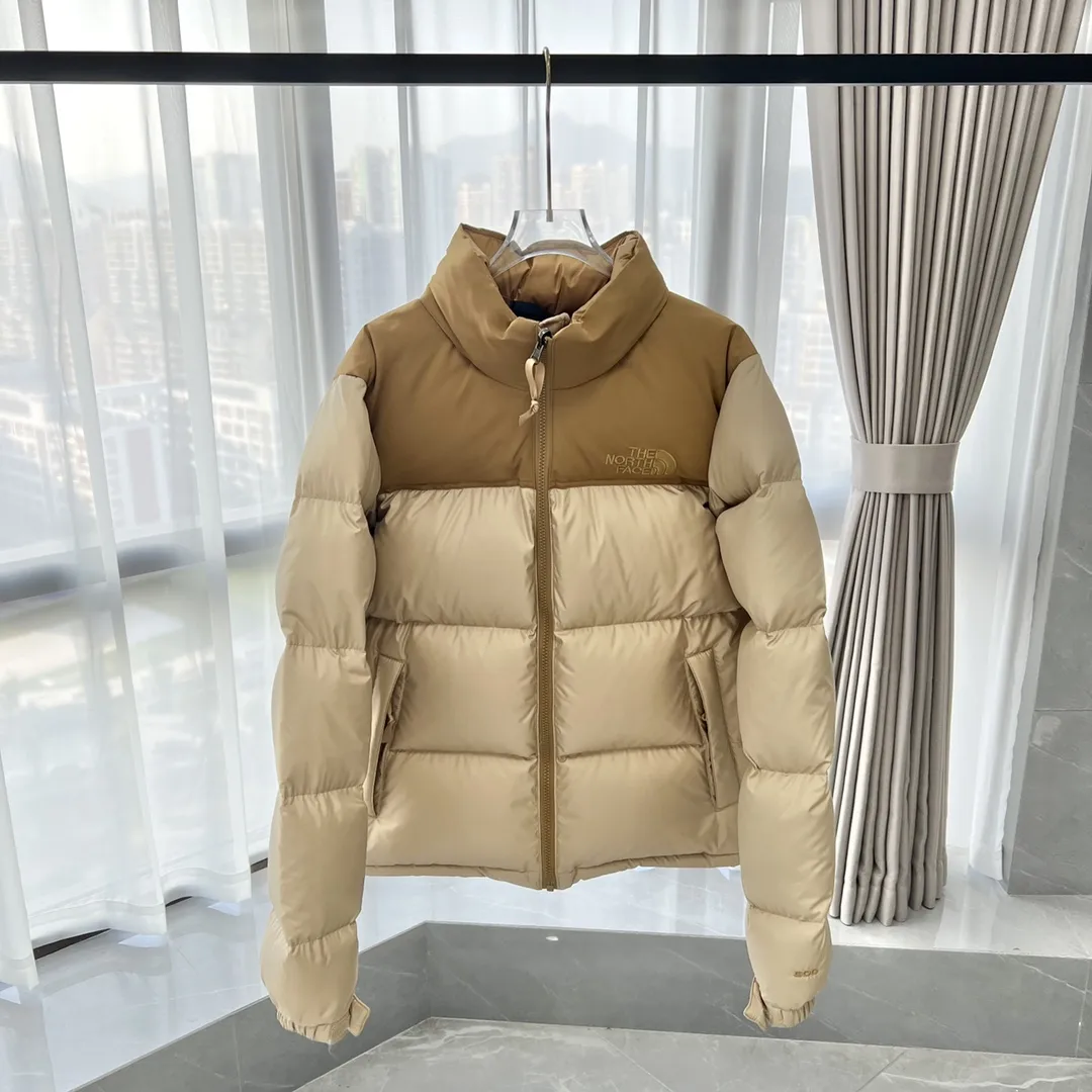 1996 Retro Nuptse Down-Filled Puffer Jacket D37022062