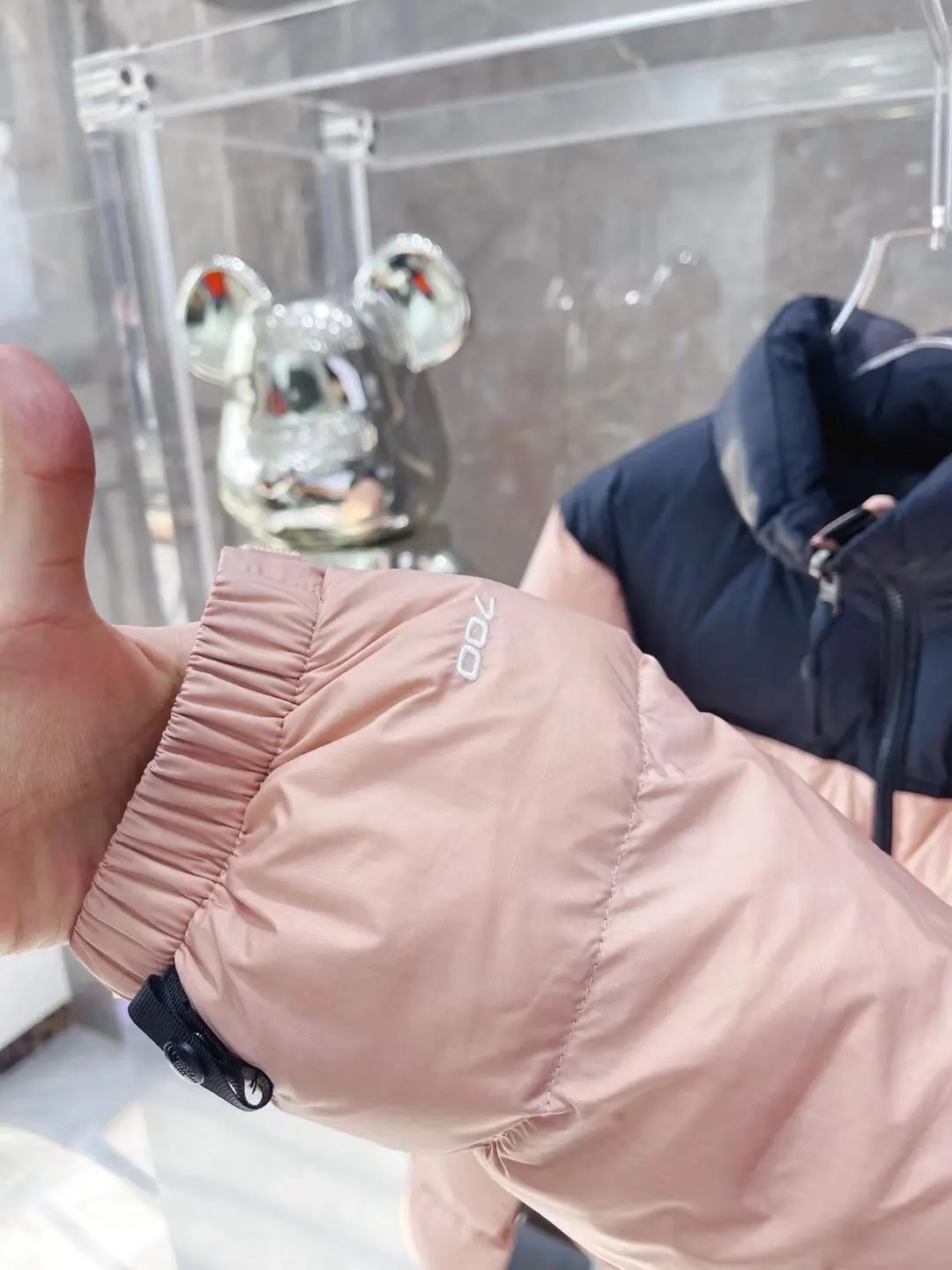 1996 Retro Nuptse Down Jacket D37022056 — view 5
