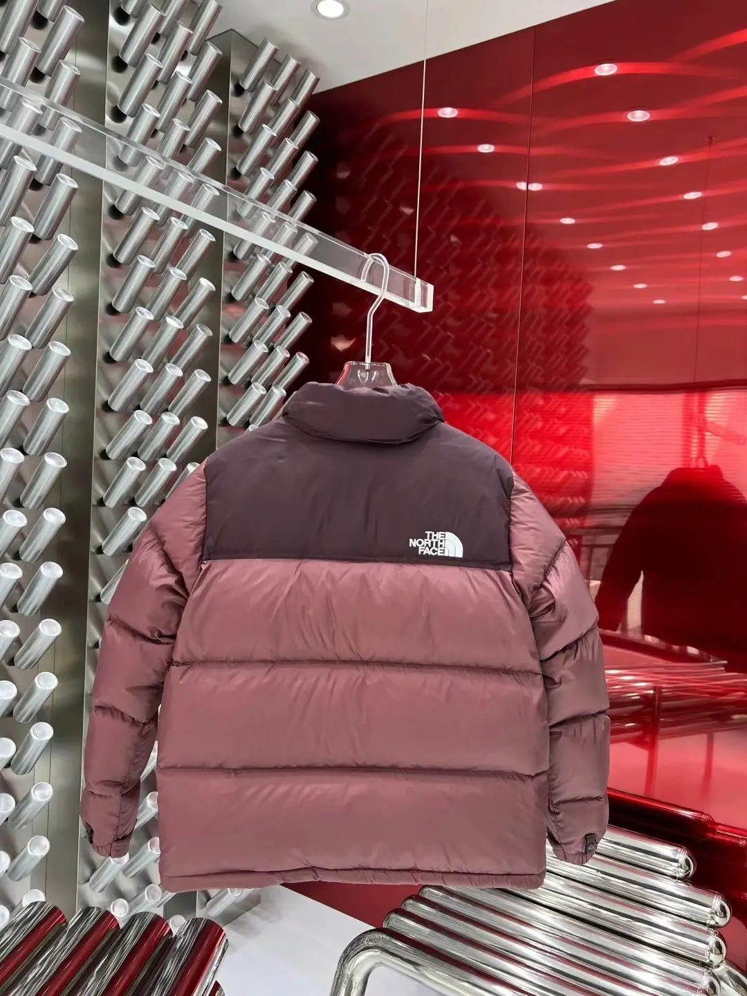 1996 Retro Nuptse Down Jacket D37022059 — view 9
