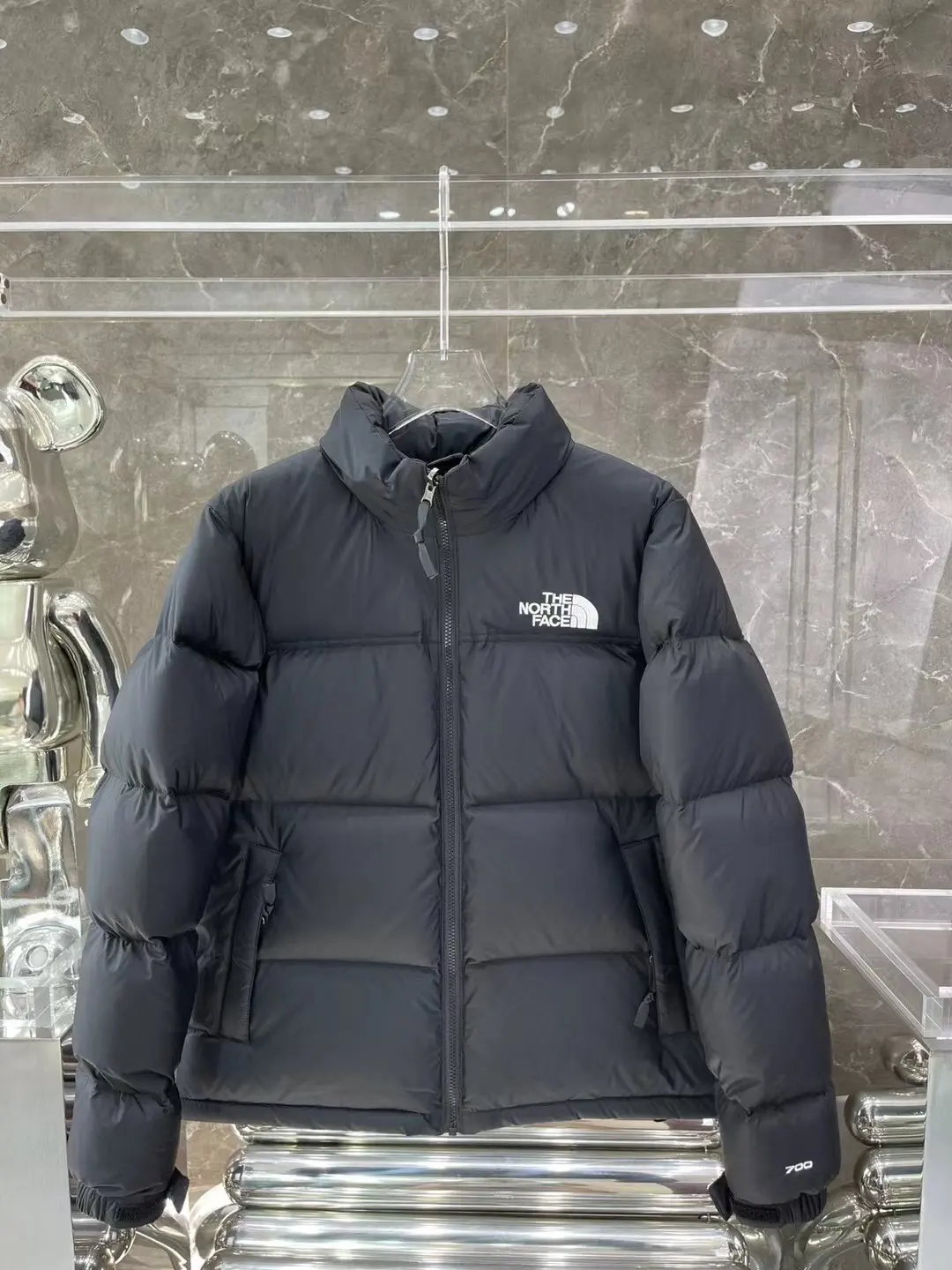 1996 Retro Nuptse Down Jacket D37022053