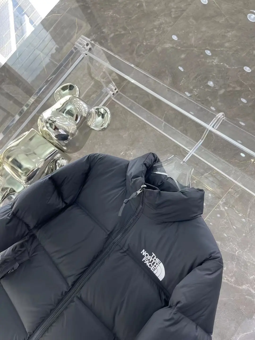 1996 Retro Nuptse Down Jacket D37022053 — view 2