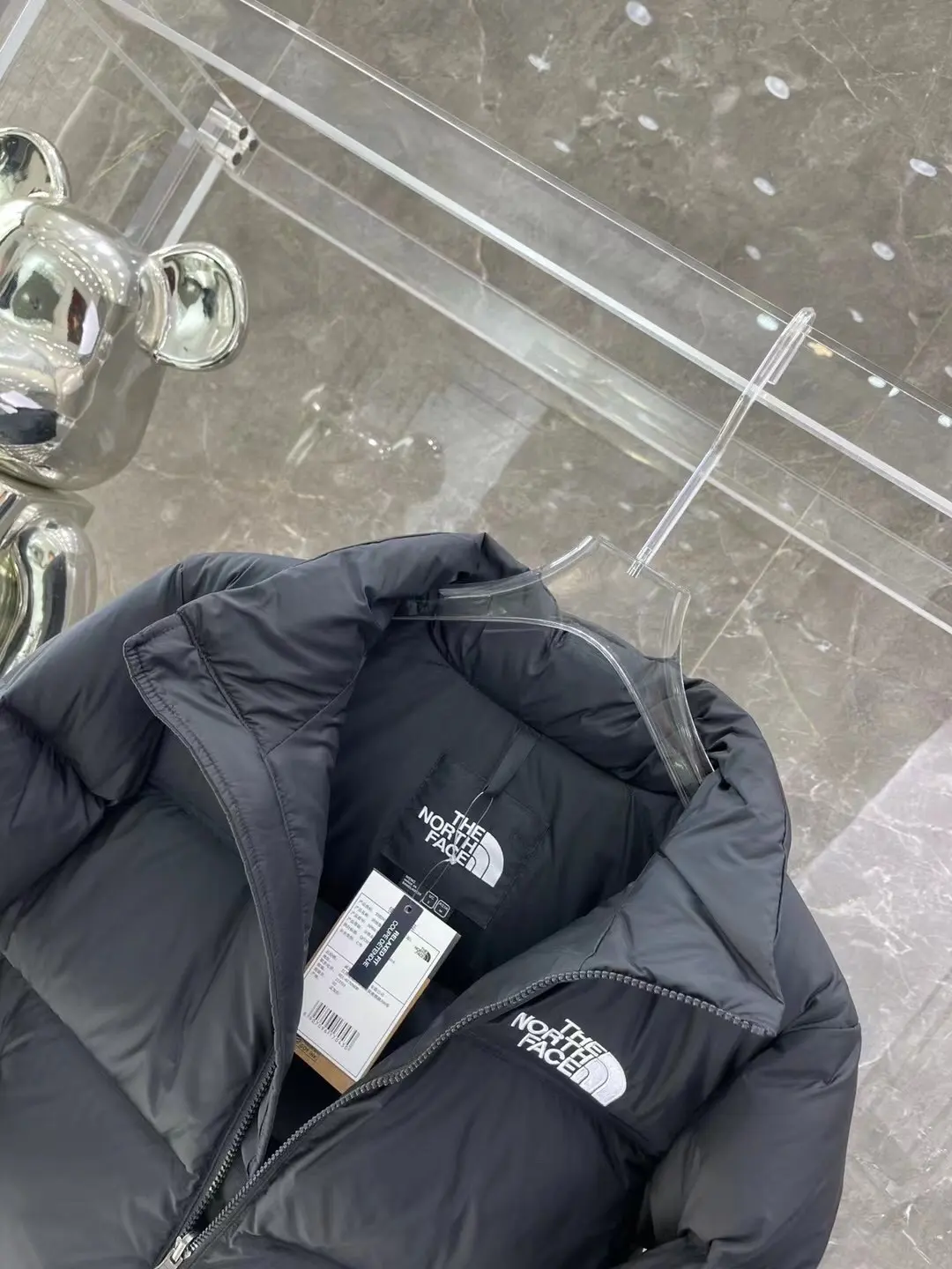 1996 Retro Nuptse Down Jacket D37022053 — view 6