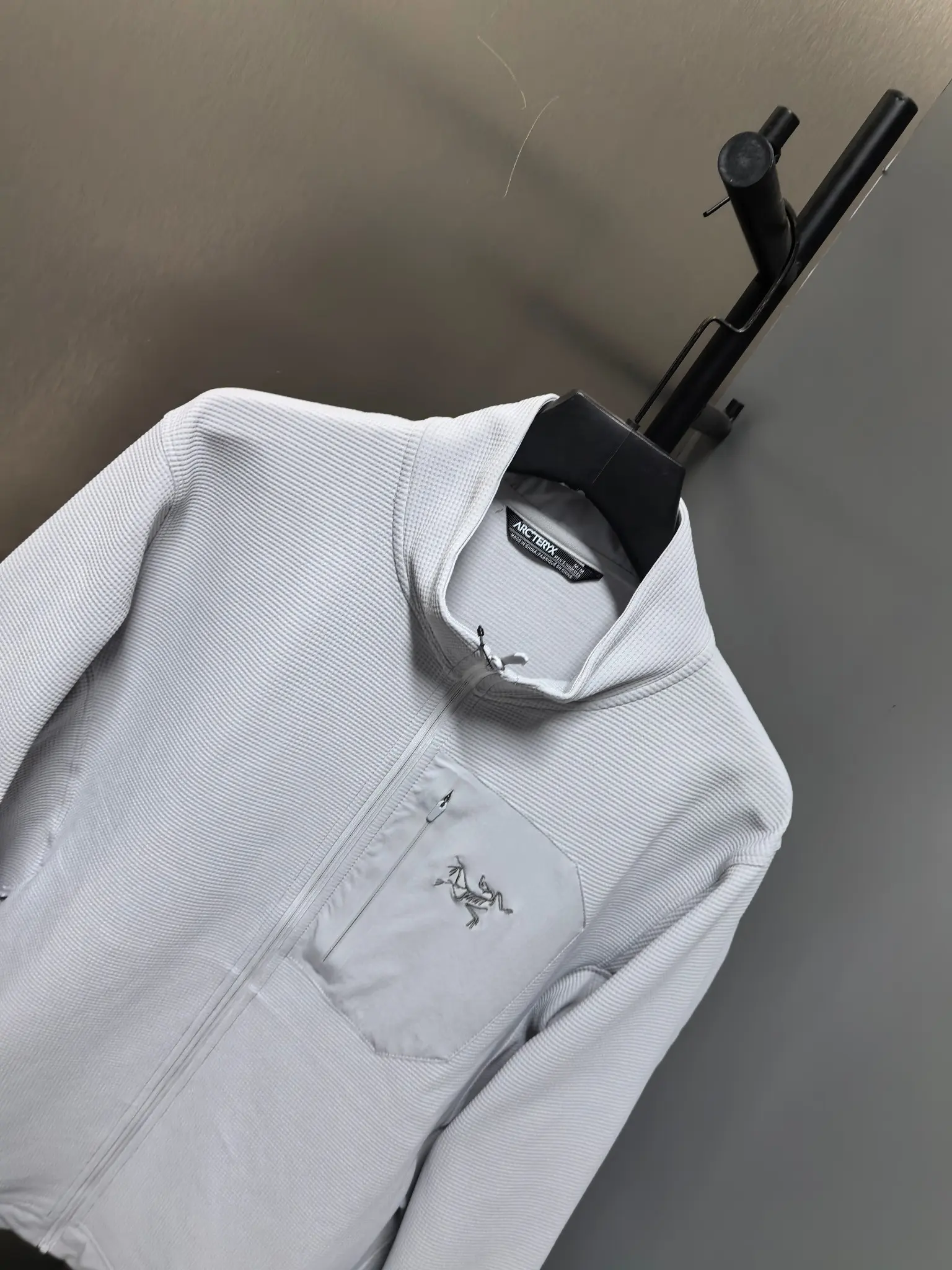Waffle-Knit Zip-Up Performance Jacket D37022129 — view 7