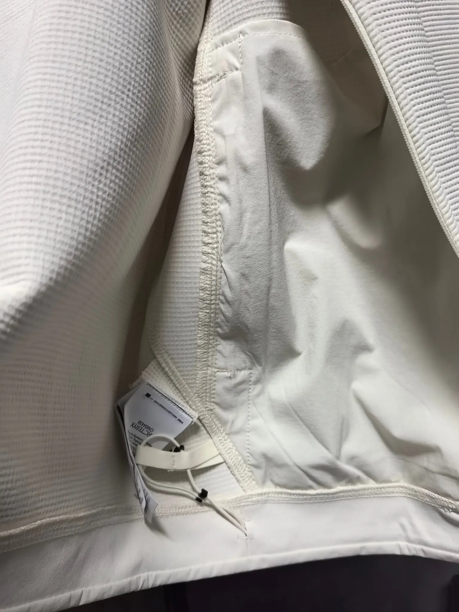 Waffle-Knit Zip-Up Performance Jacket D37022131 — view 9