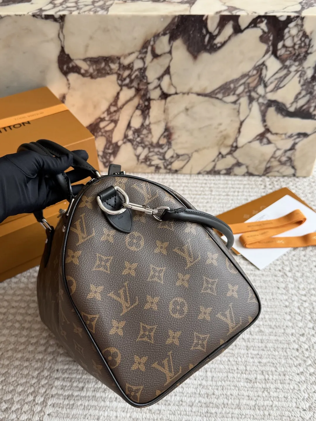 Speedy 30 Monogram Canvas Bandoulière Bag D37018275 — view 5