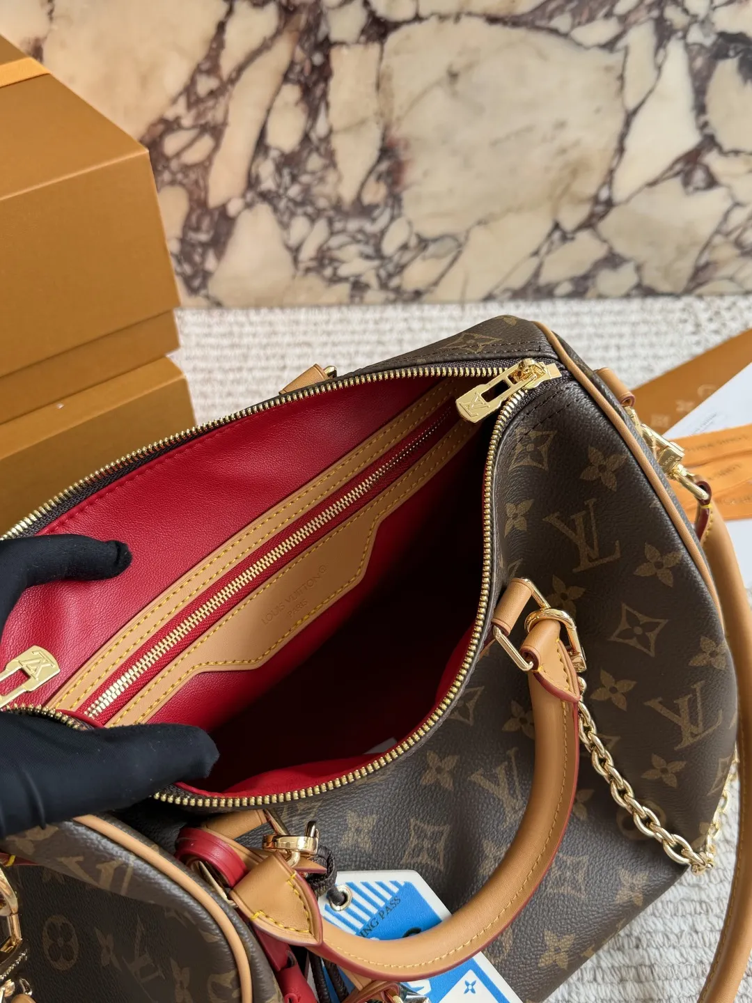 Speedy 30 Monogram Canvas Bandoulière Bag D37018275 — view 17