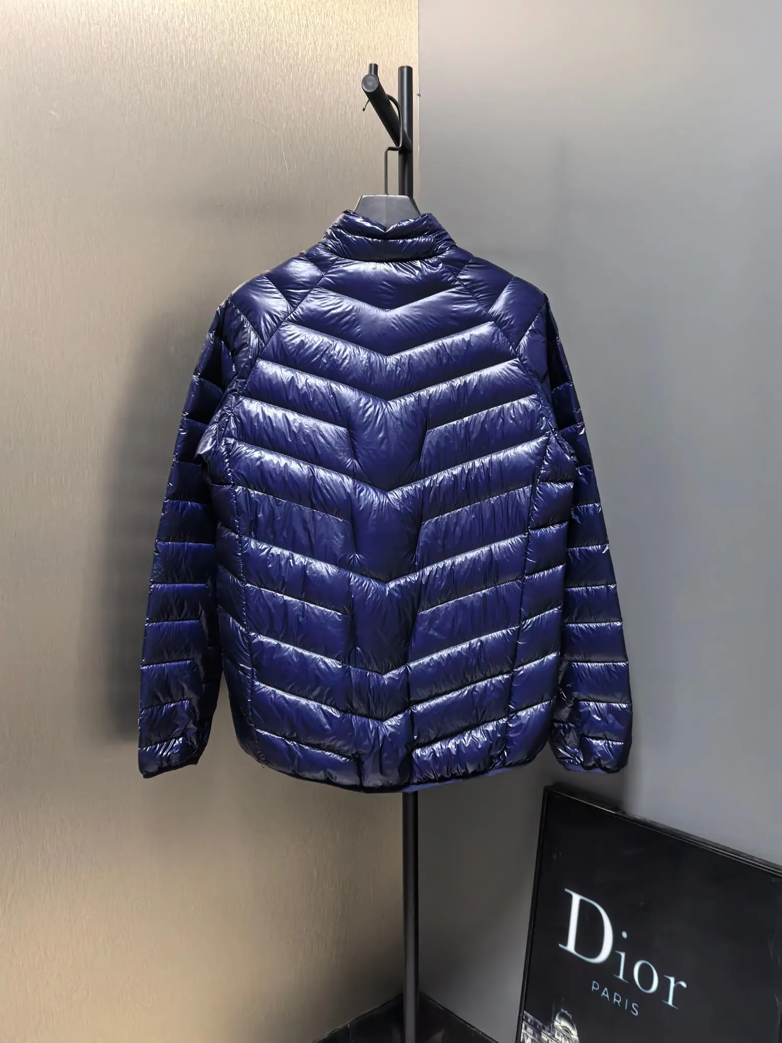 GT Zero 900-Fill Lightweight Down Jacket D38015588 — view 7