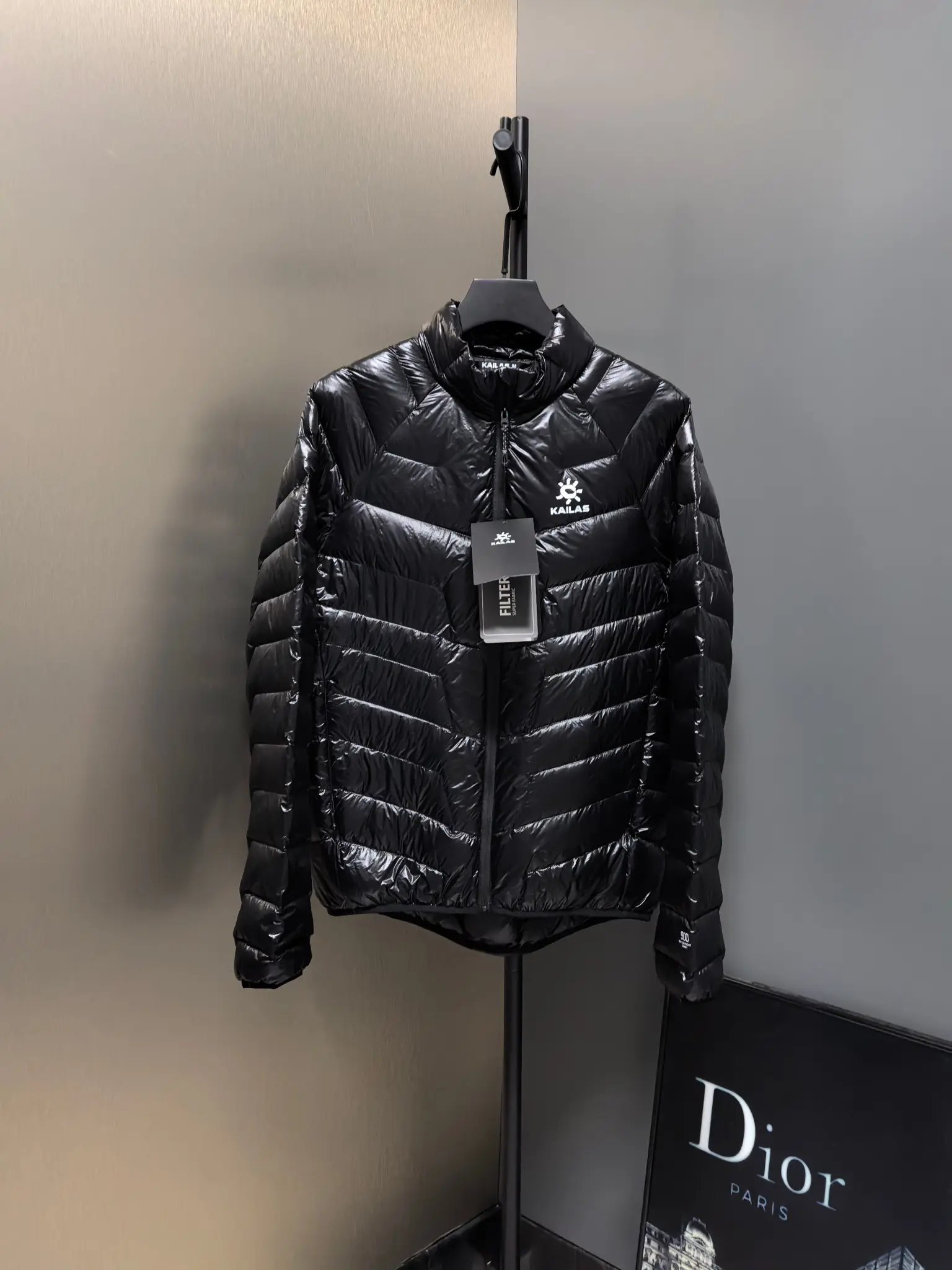 GT Zero 900-Fill Lightweight Down Jacket D38015590