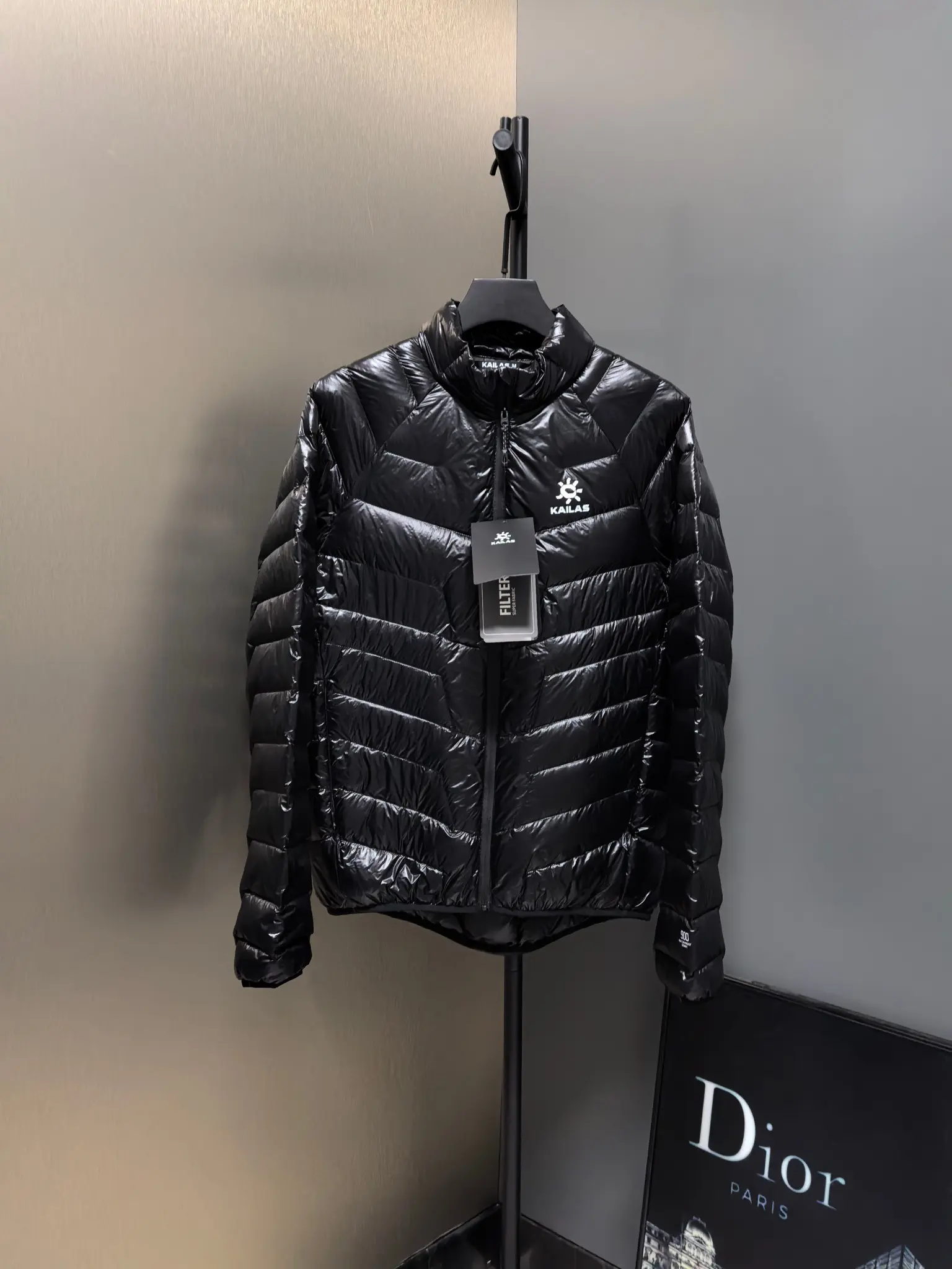 GT Zero 900-Fill Lightweight Down Jacket D38015590
