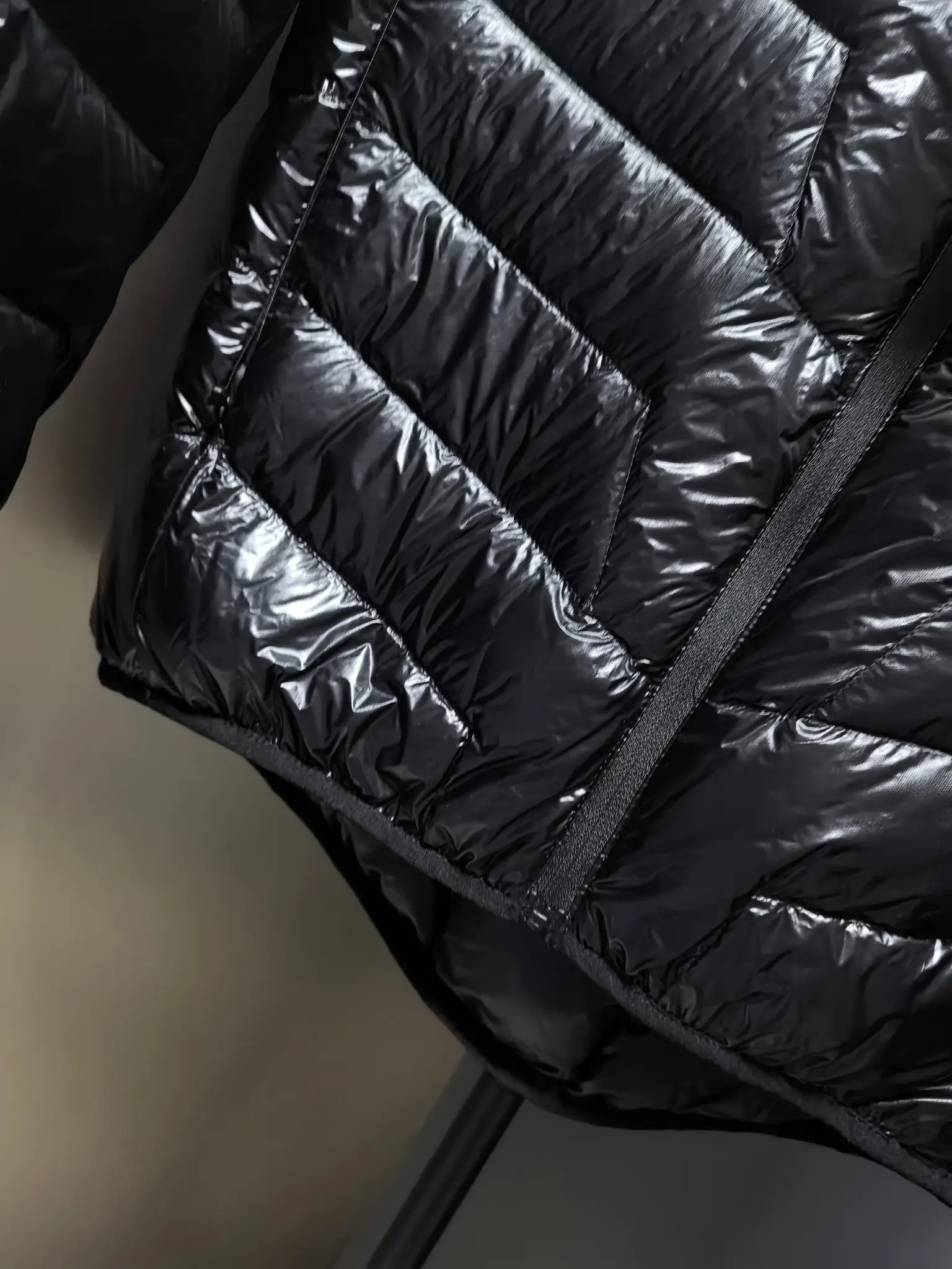 GT Zero 900-Fill Lightweight Down Jacket D38015590 — view 5