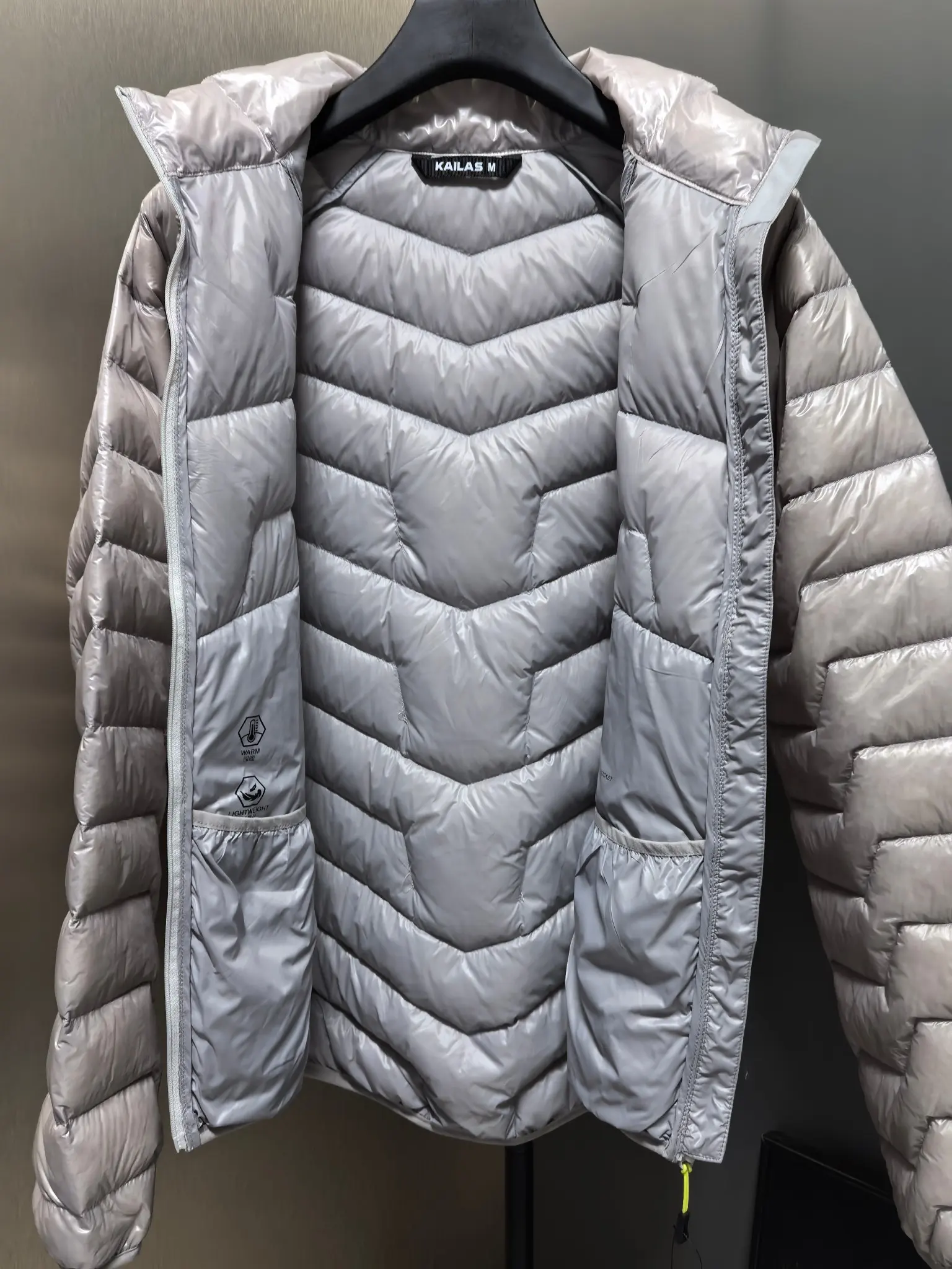 GT Zero 900-Fill Lightweight Down Jacket D38015589 — view 8