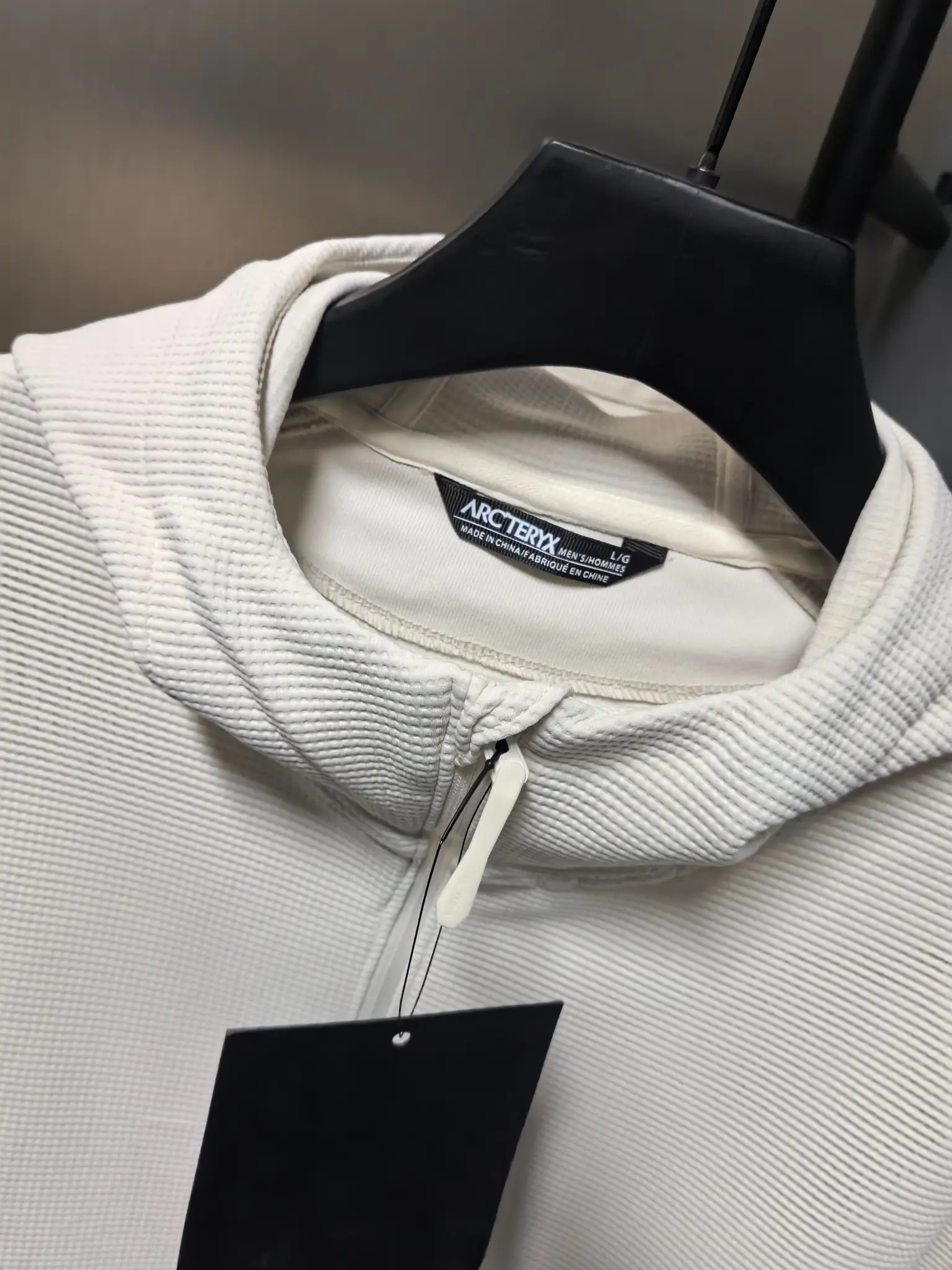 Waffle-Knit Zip-Up Hooded Jacket D38022128 — view 9