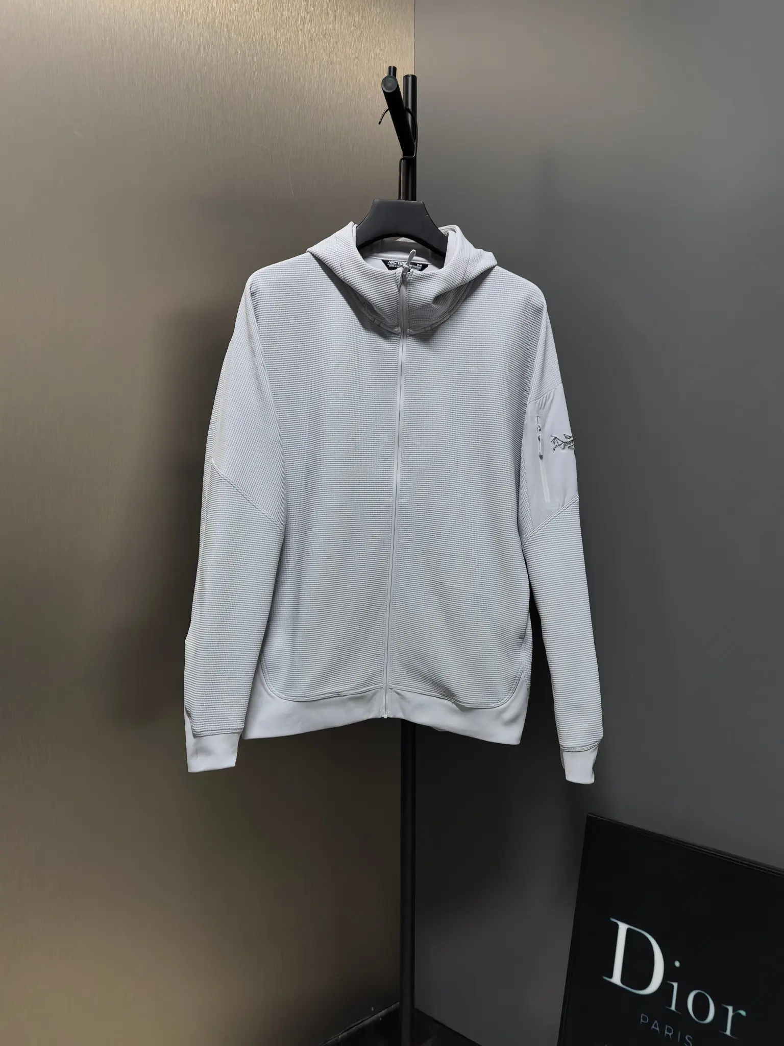 Waffle-Knit Zip-Up Hooded Jacket D38022126