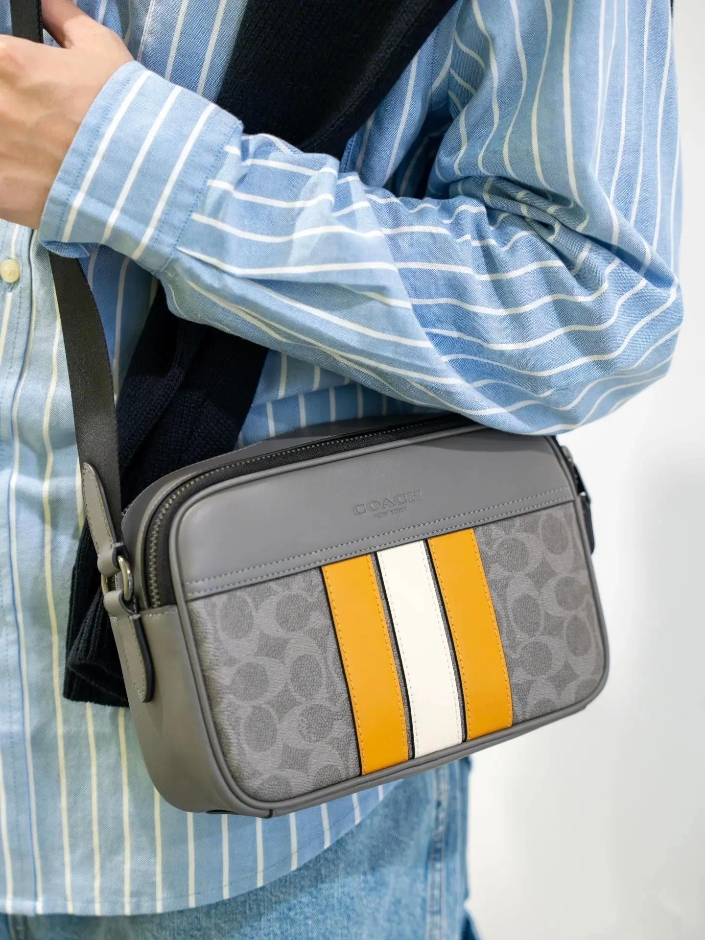 Graham Striped Camera Bag D38018244