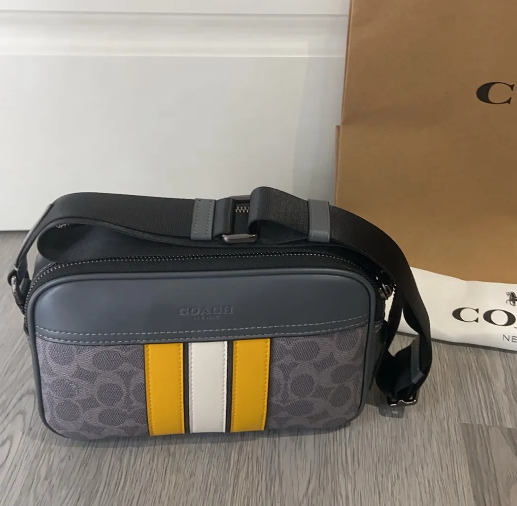 Graham Striped Camera Bag D38018244 — view 2