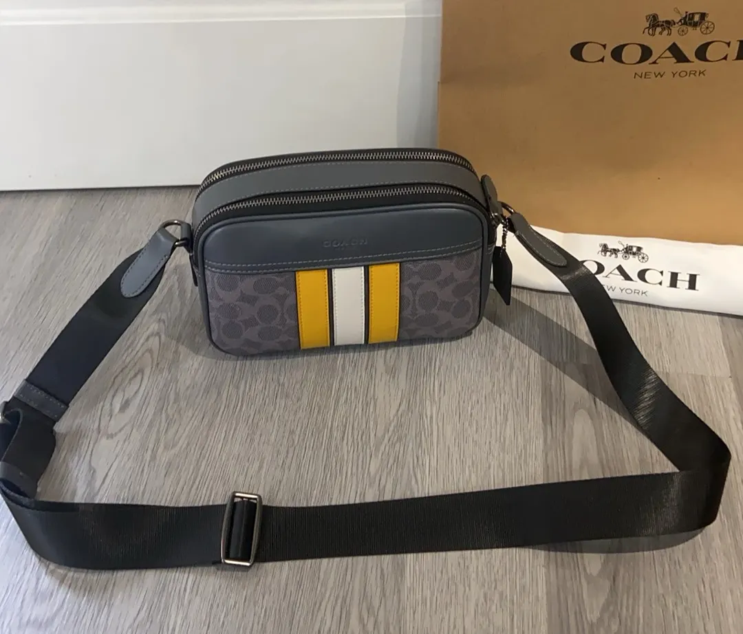 Graham Striped Camera Bag D38018244 — view 4