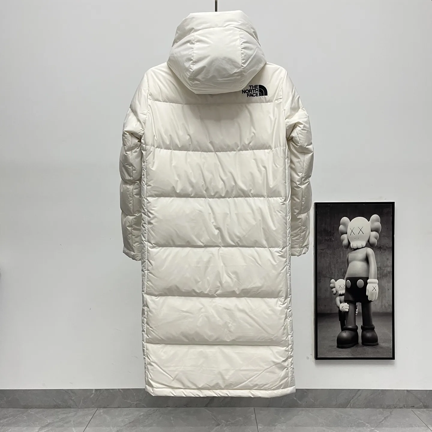 Longline Hooded Down-Filled Puffer Coat D38020344 — view 3