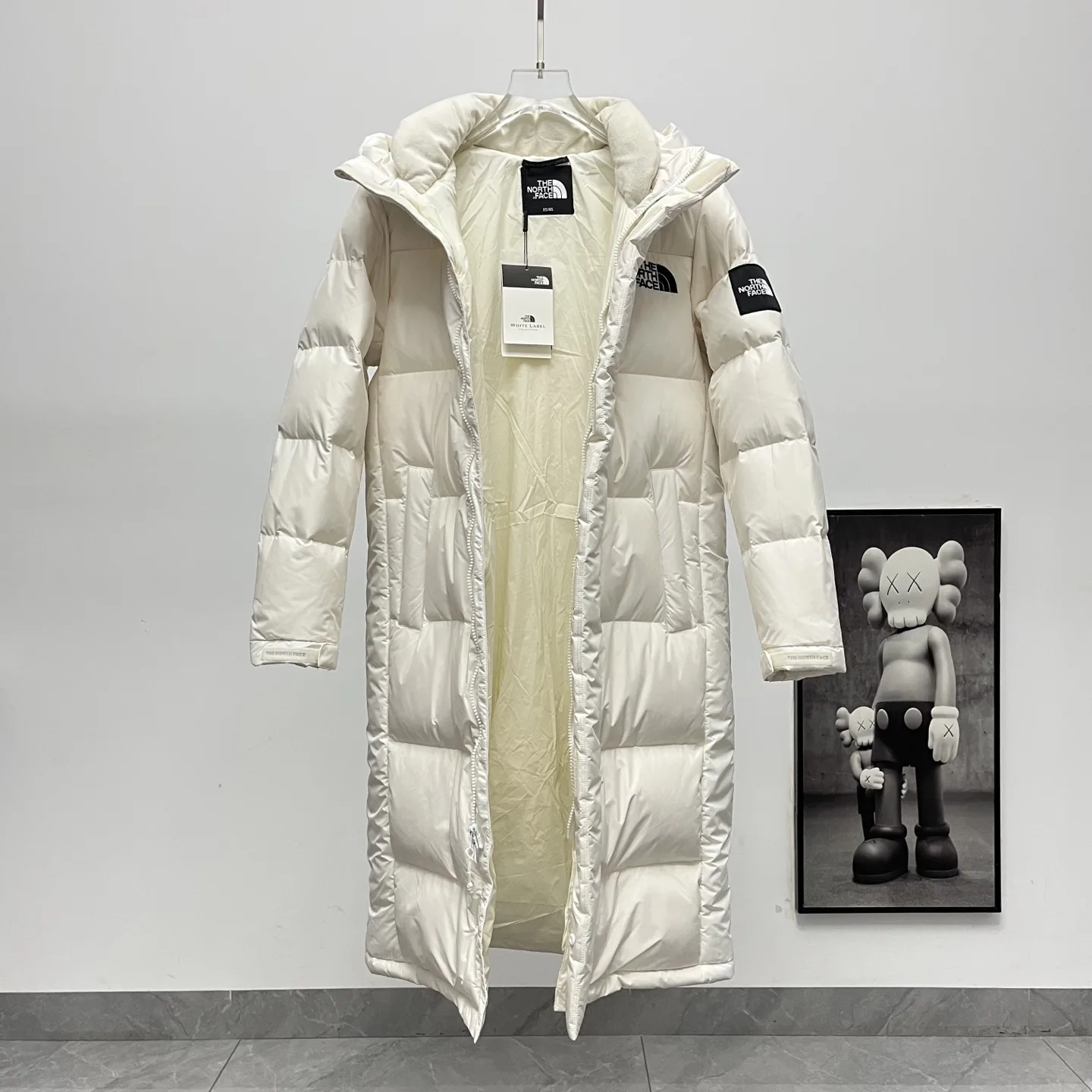 Longline Hooded Down-Filled Puffer Coat D38020344 — view 5