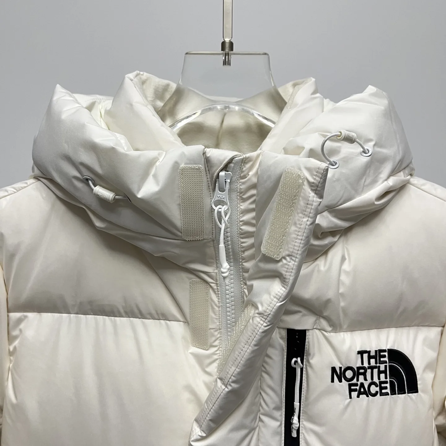 Longline Hooded Down-Filled Puffer Coat D38020344 — view 8