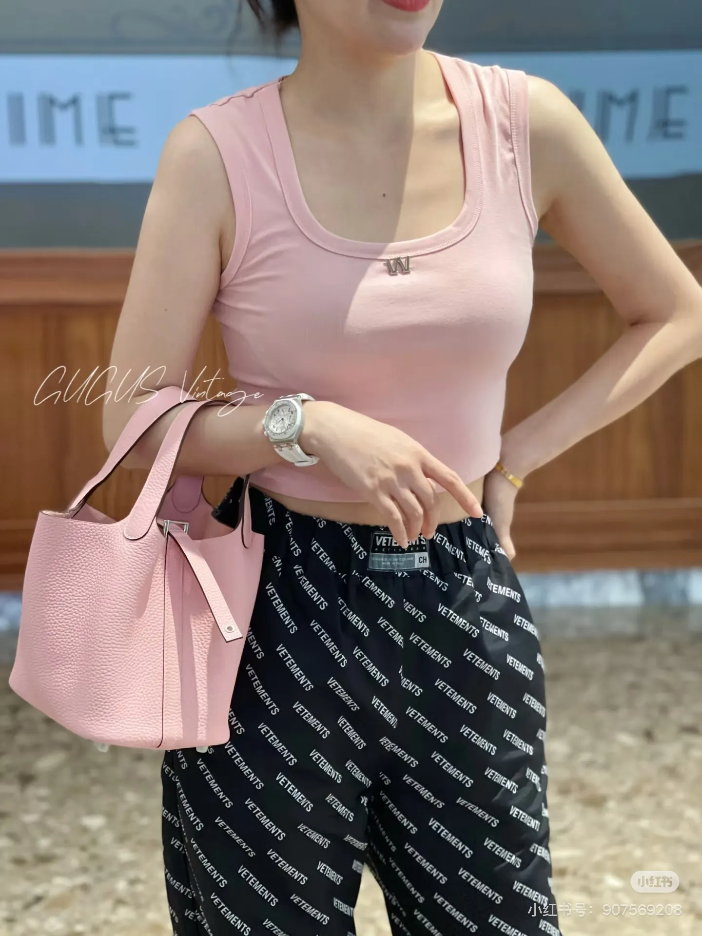 Picotin 18 Grained Leather Bucket Bag D38518048 — view 3