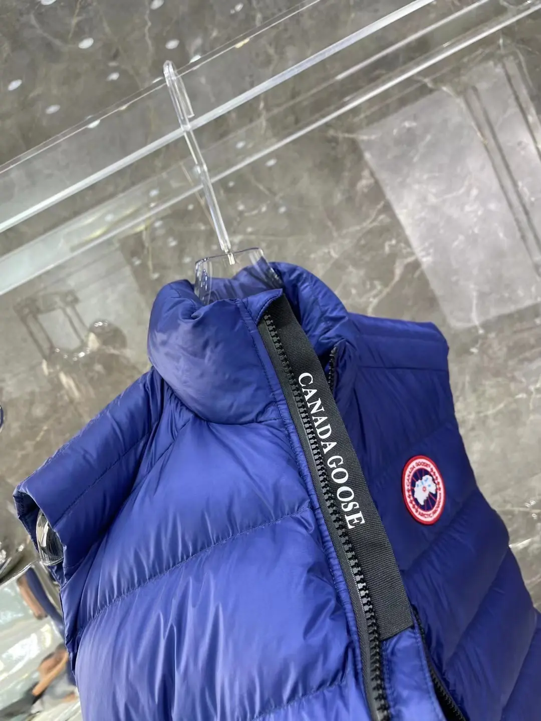 Canada Goose Down-Filled Puffer Gilet D39022150 — view 8