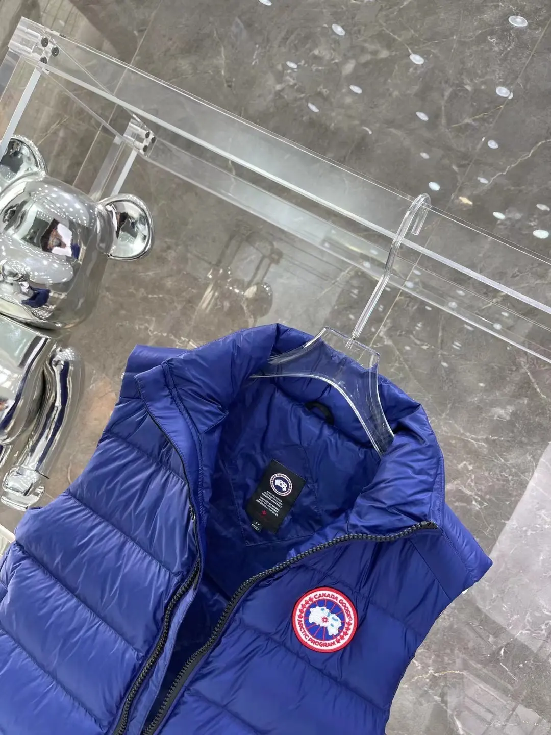 Canada Goose Down-Filled Puffer Gilet D39022150 — view 9