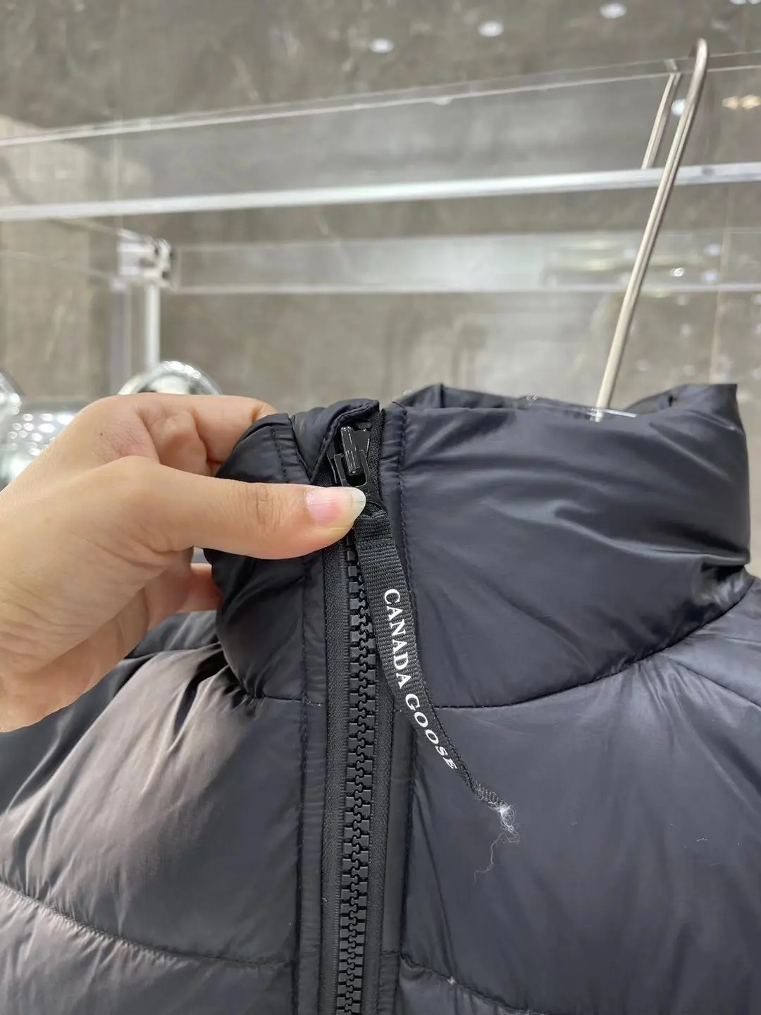 Canada Goose Quilted Down Gilet D39022151 — view 3