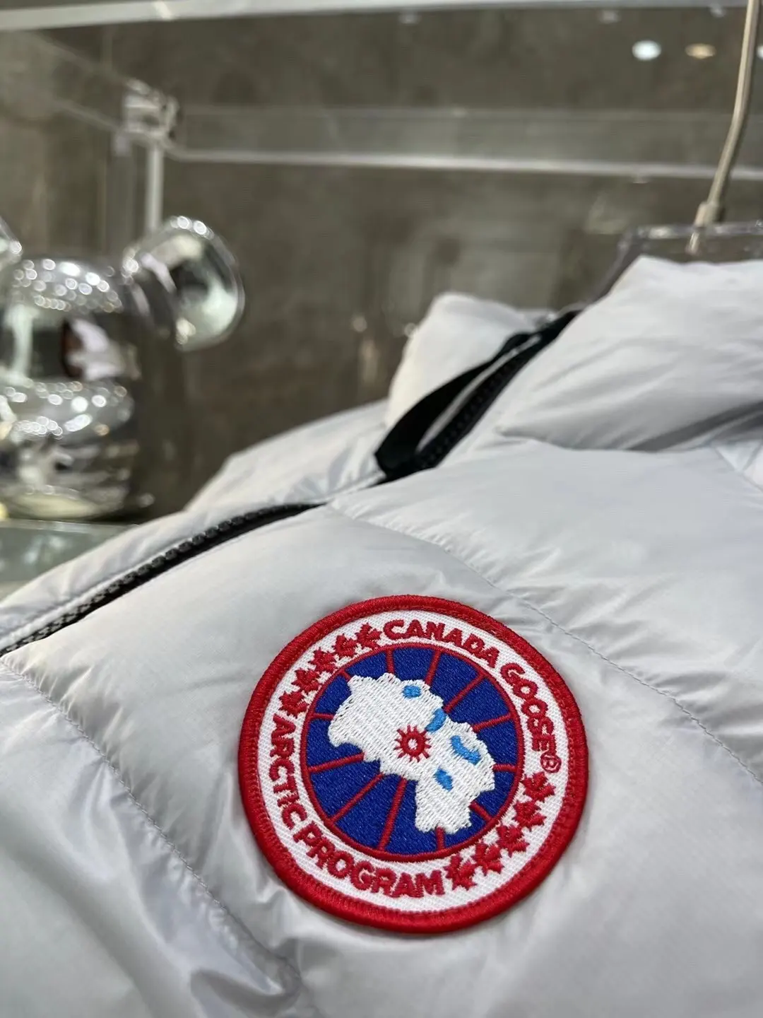Canada Goose Down-Filled Puffer Gilet D39022149 — view 5