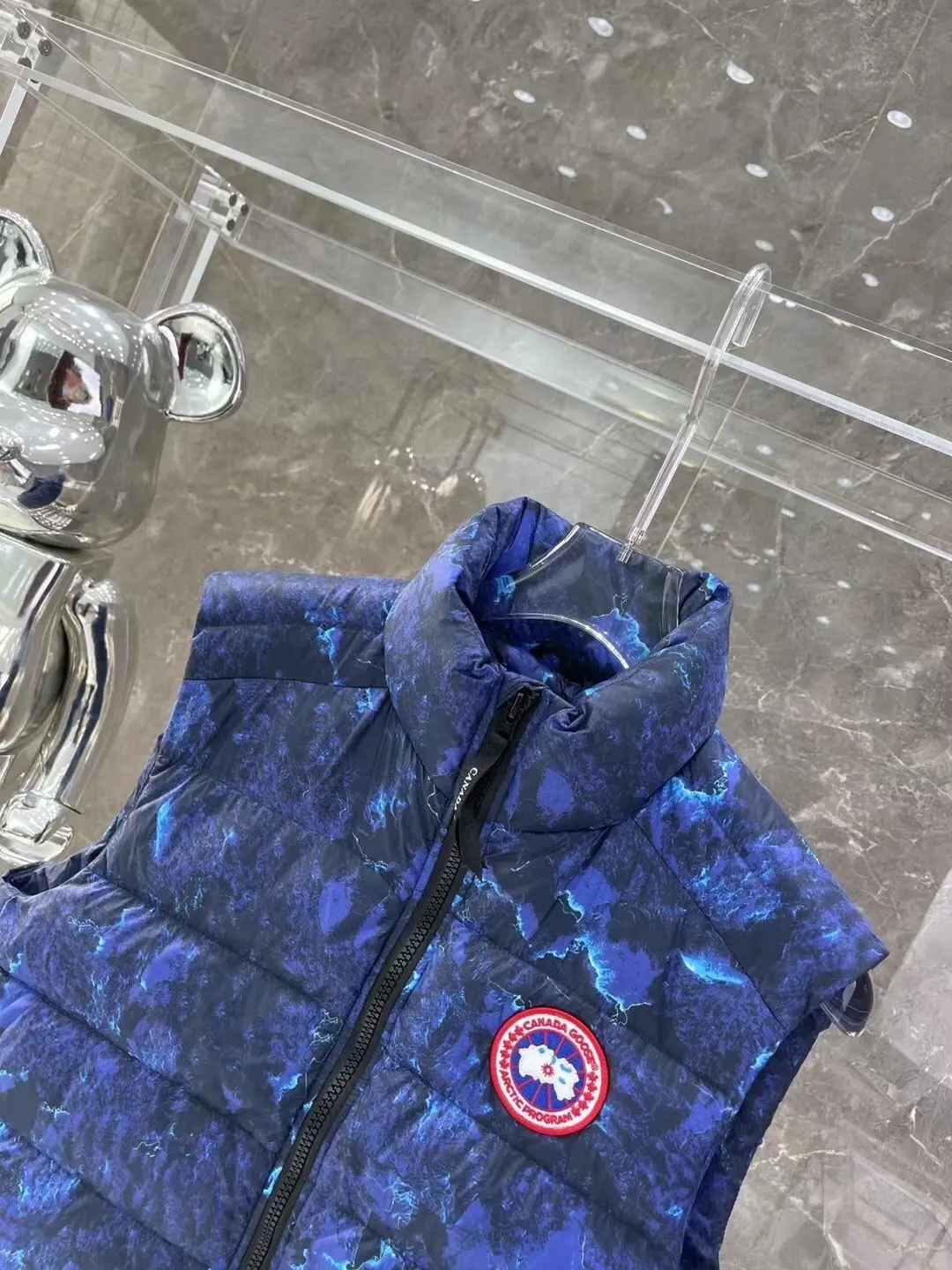Canada Goose Down-Filled Quilted Gilet D39022148 — view 2